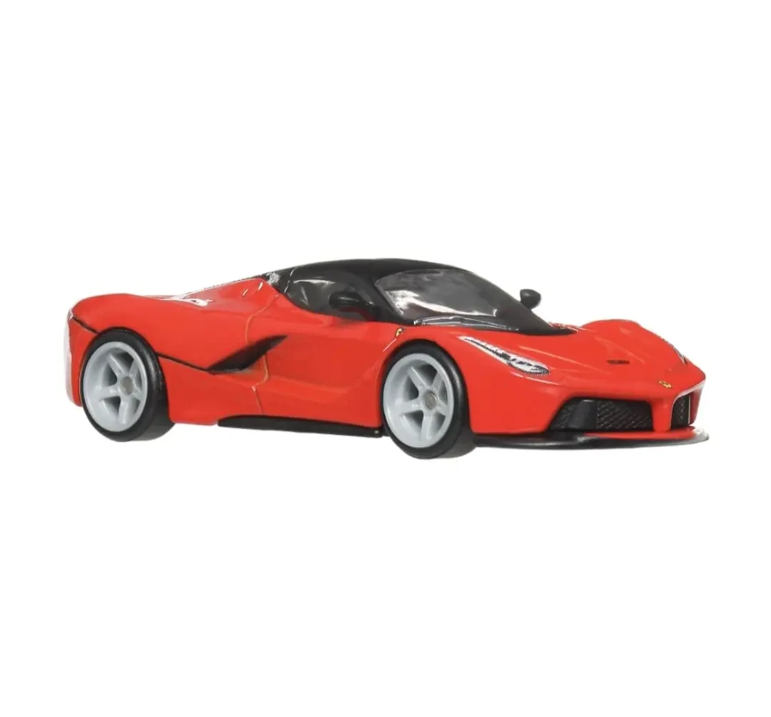 2025 LaFerrari Red: Image 2