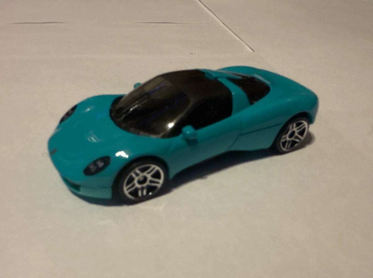 2025 Gordon Murray Automotive T.33 Teal: No Package: Image 3