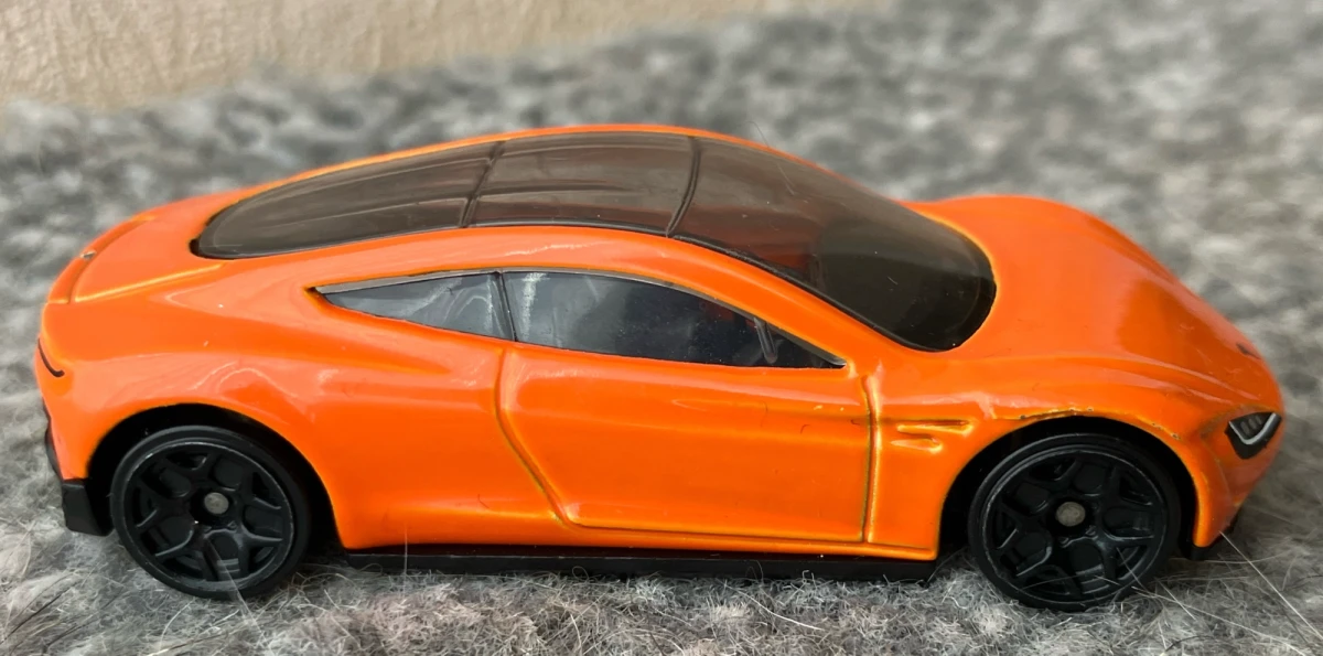 2023 Tesla Roadster: No Package: Image 2