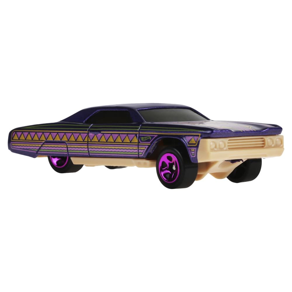 2025 Layin' Lowrider Purple: Image 7