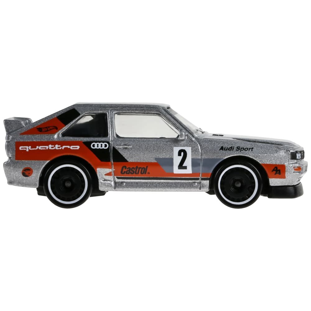 2025 84 Audi Sport quattro Grey: Image 6