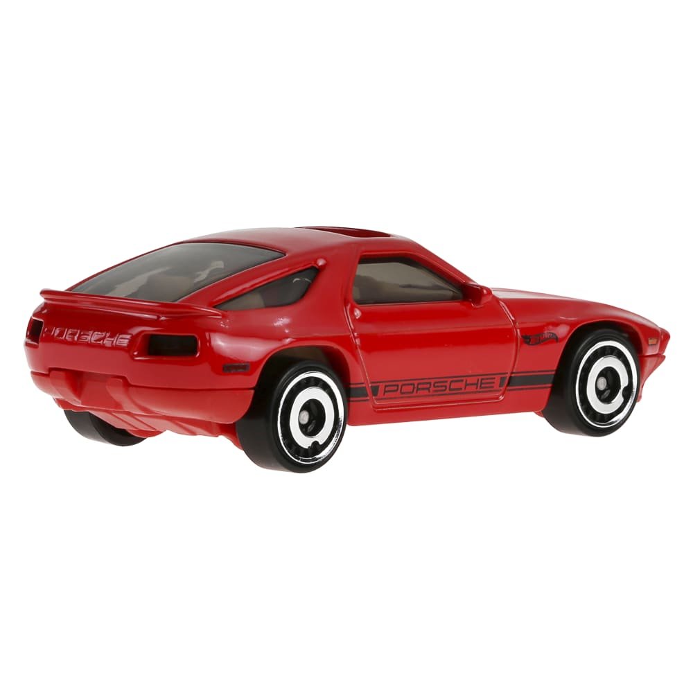 2025 1983 Porsche 928S Red: Image 5