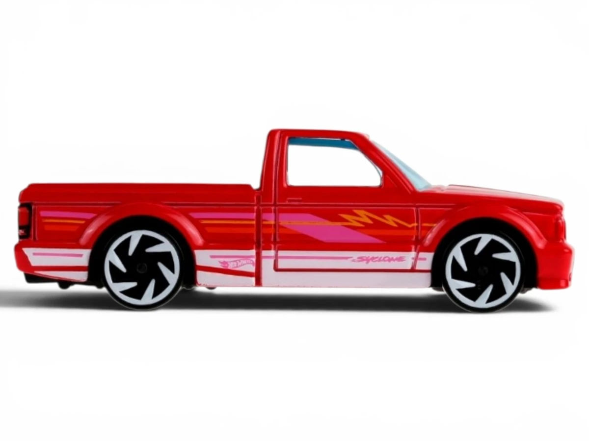 2025 91 GMC Syclone Red: No Package: Image 3