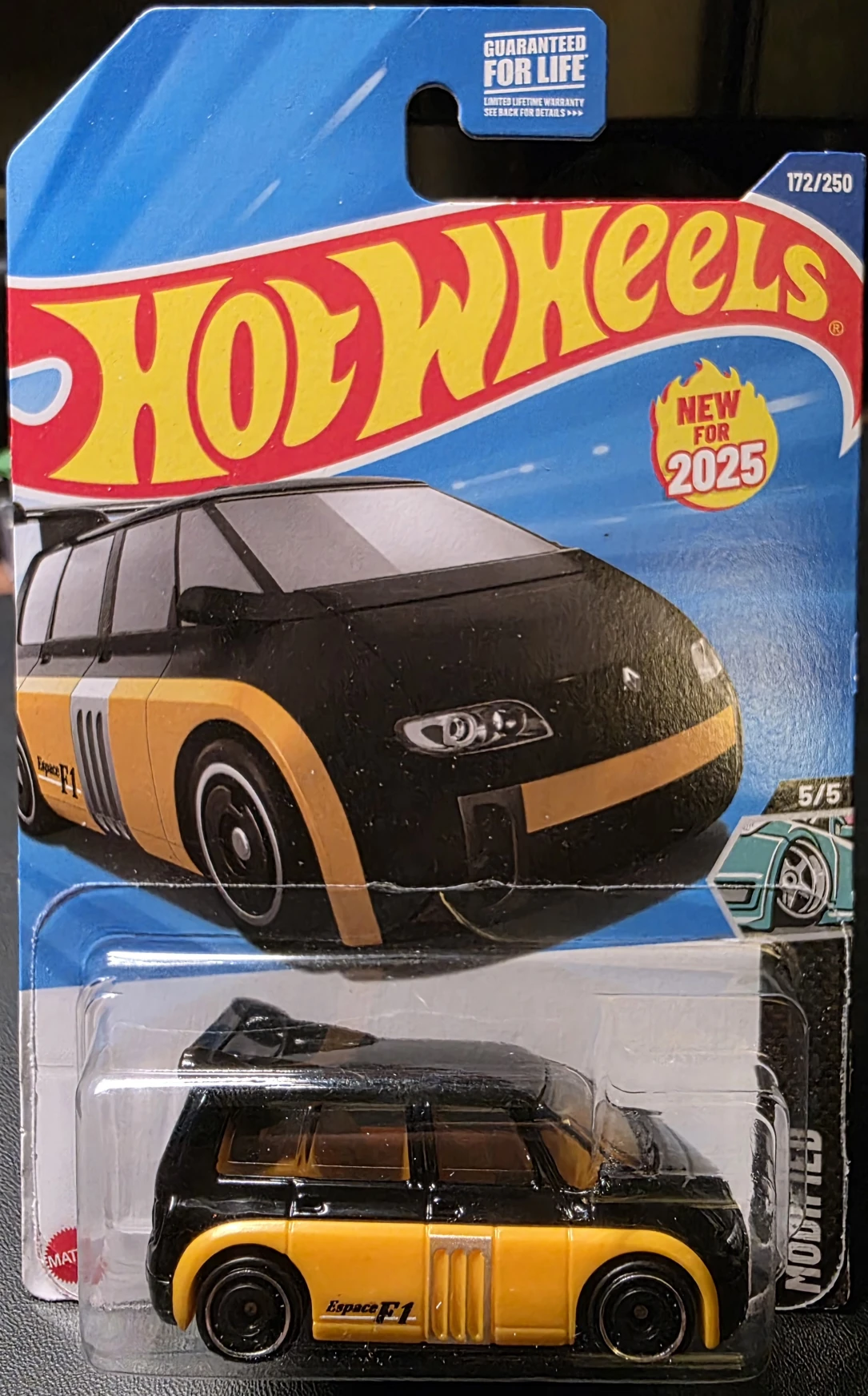 2025 Renault Espace F1 Black: Long (US): Image 4