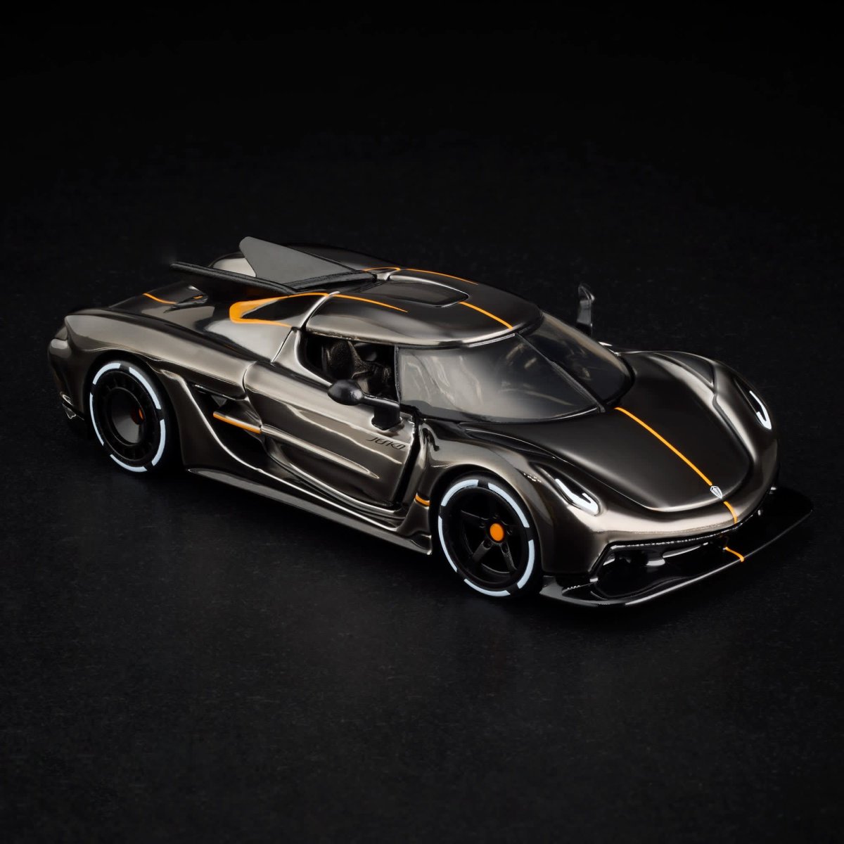 2025 Koenigsegg Jesko Absolut Black: Image 5