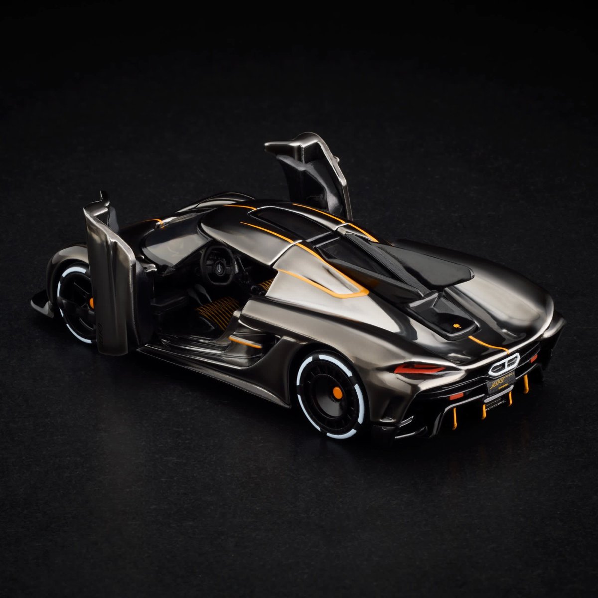 2025 Koenigsegg Jesko Absolut Black: Image 7