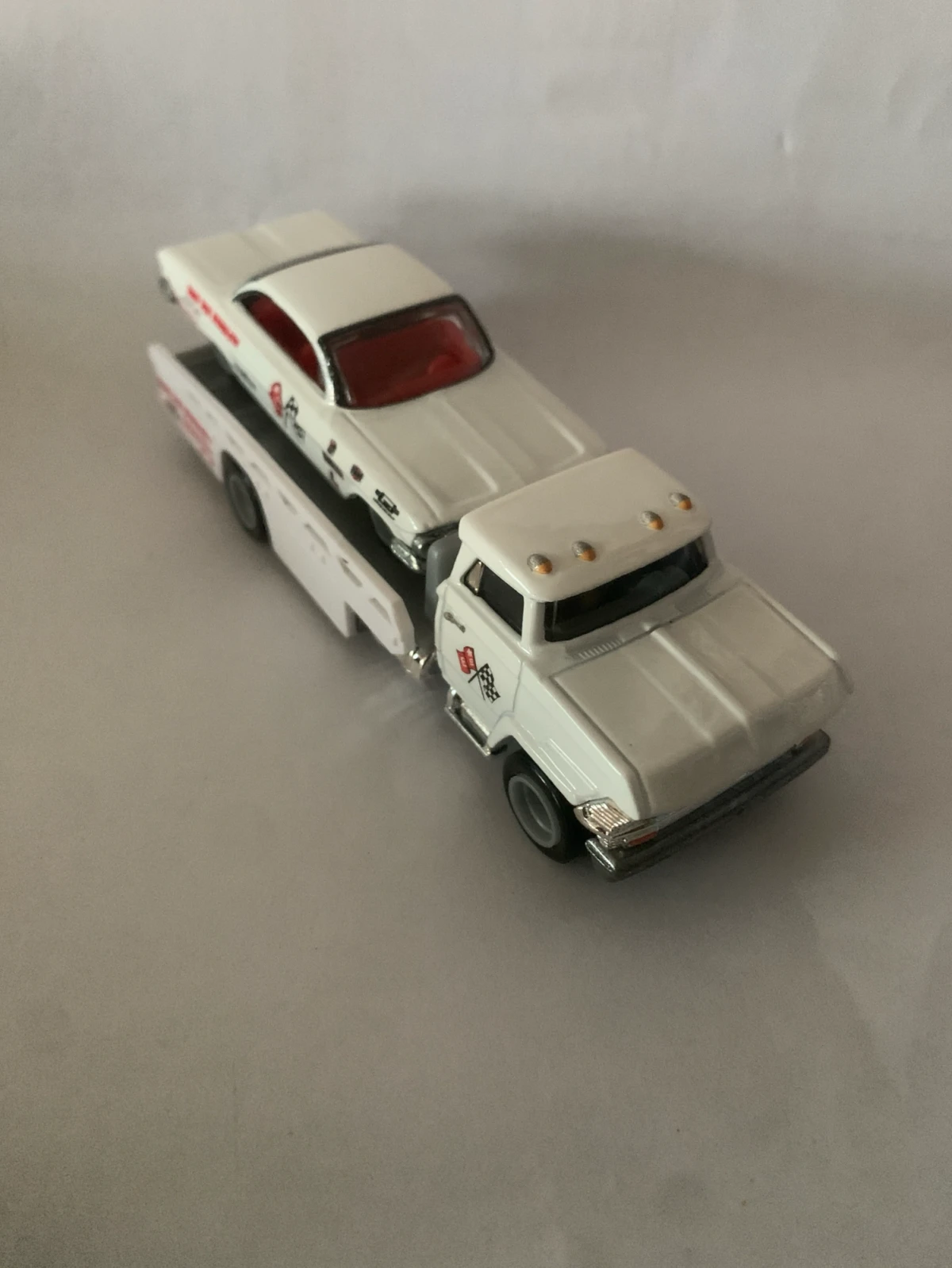 2026 61 Impala & Horizon Hauler White: No Package: Image 2