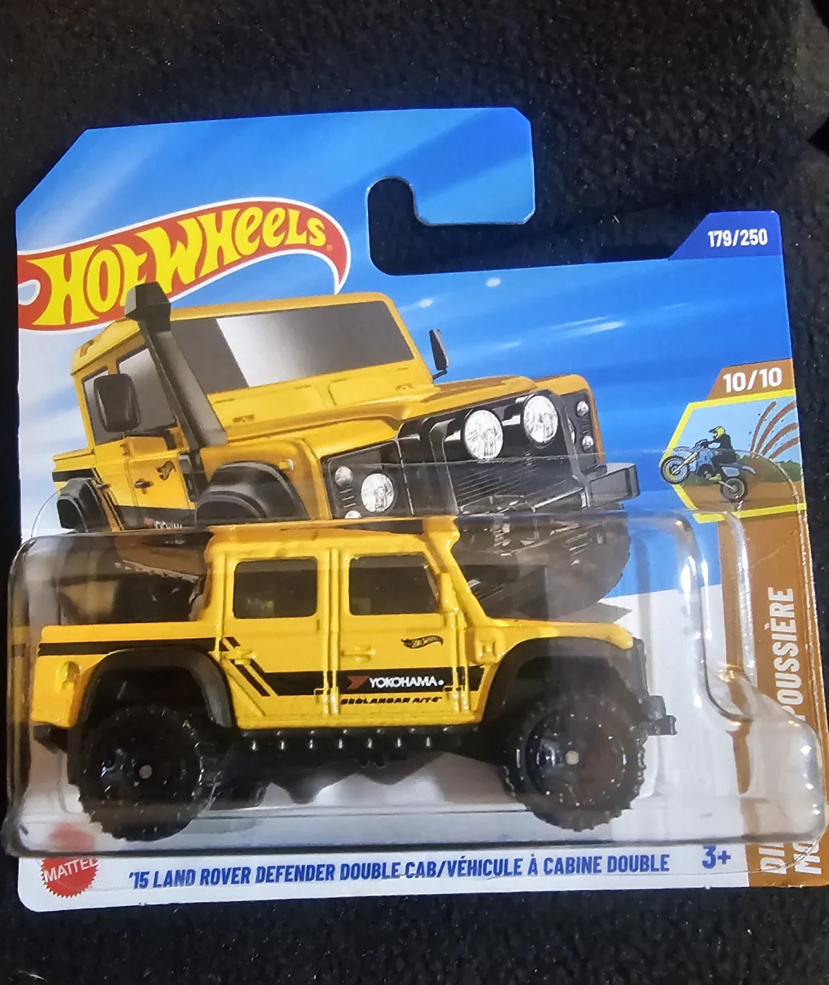 2025 15 Land Rover Defender Double Cab Yellow: Short Card: Image 2