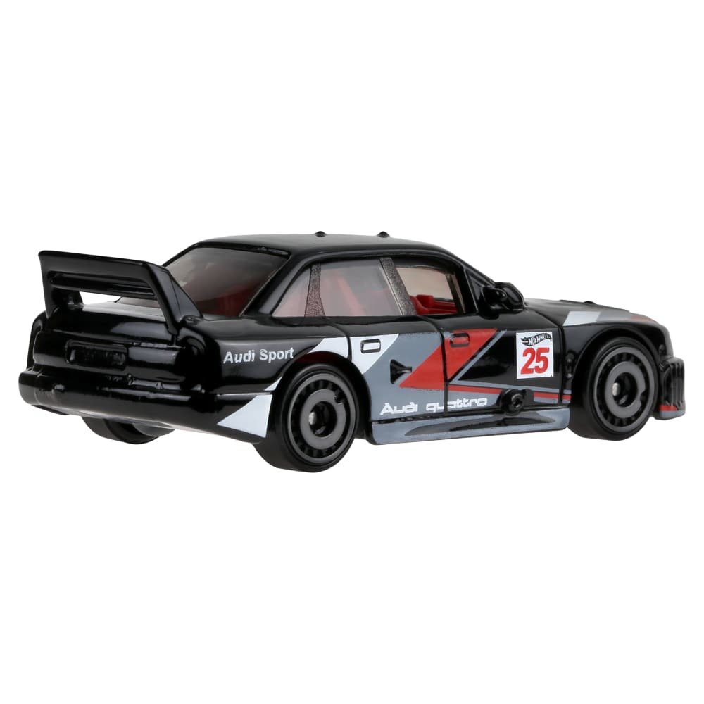 2025 Audi 90 Quattro Black: Image 5