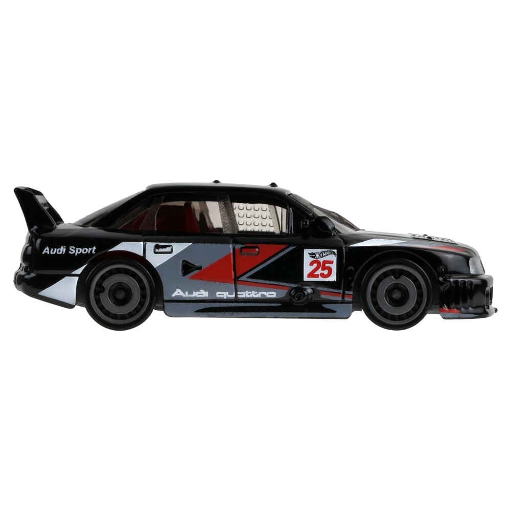 2025 Audi 90 Quattro Black: Image 6