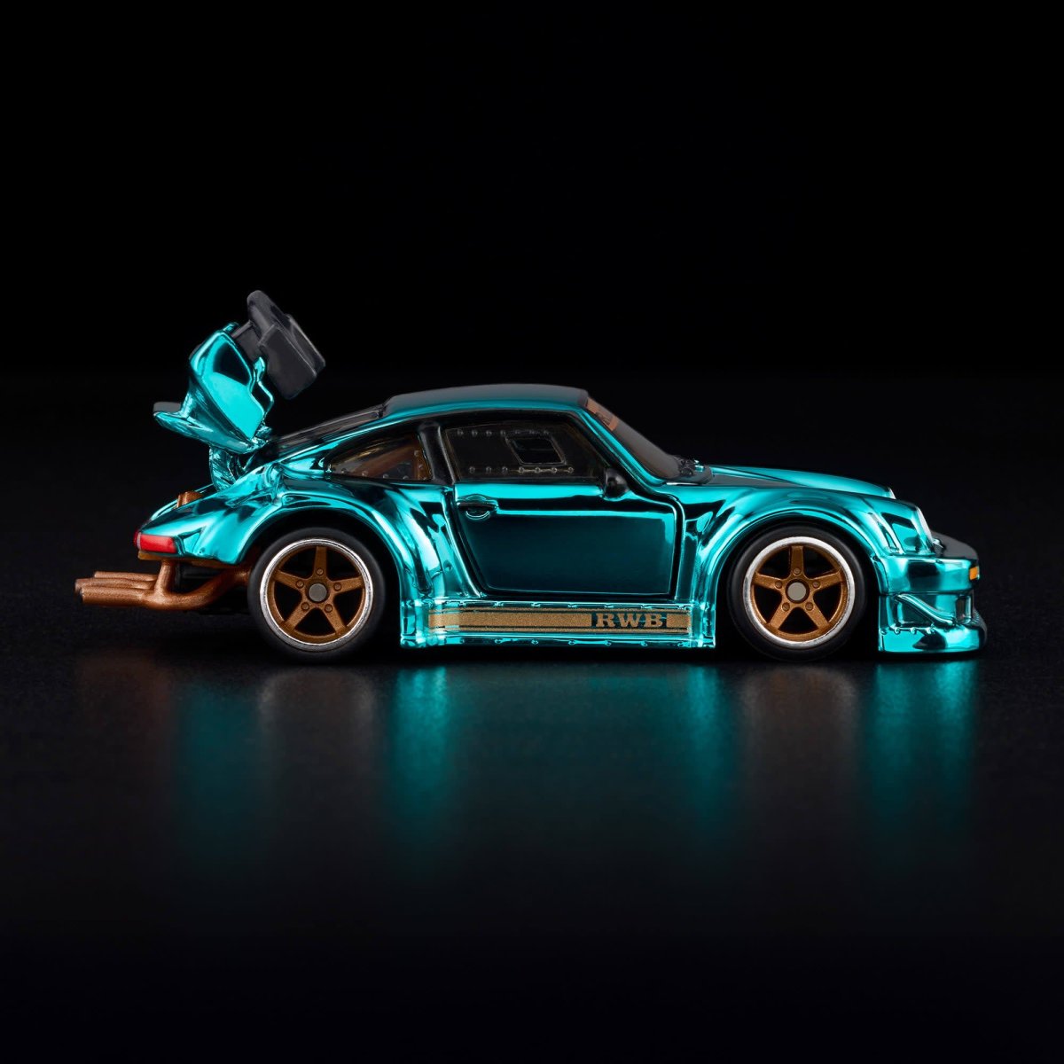 2025 RWB Porsche 930 Teal: Image 2