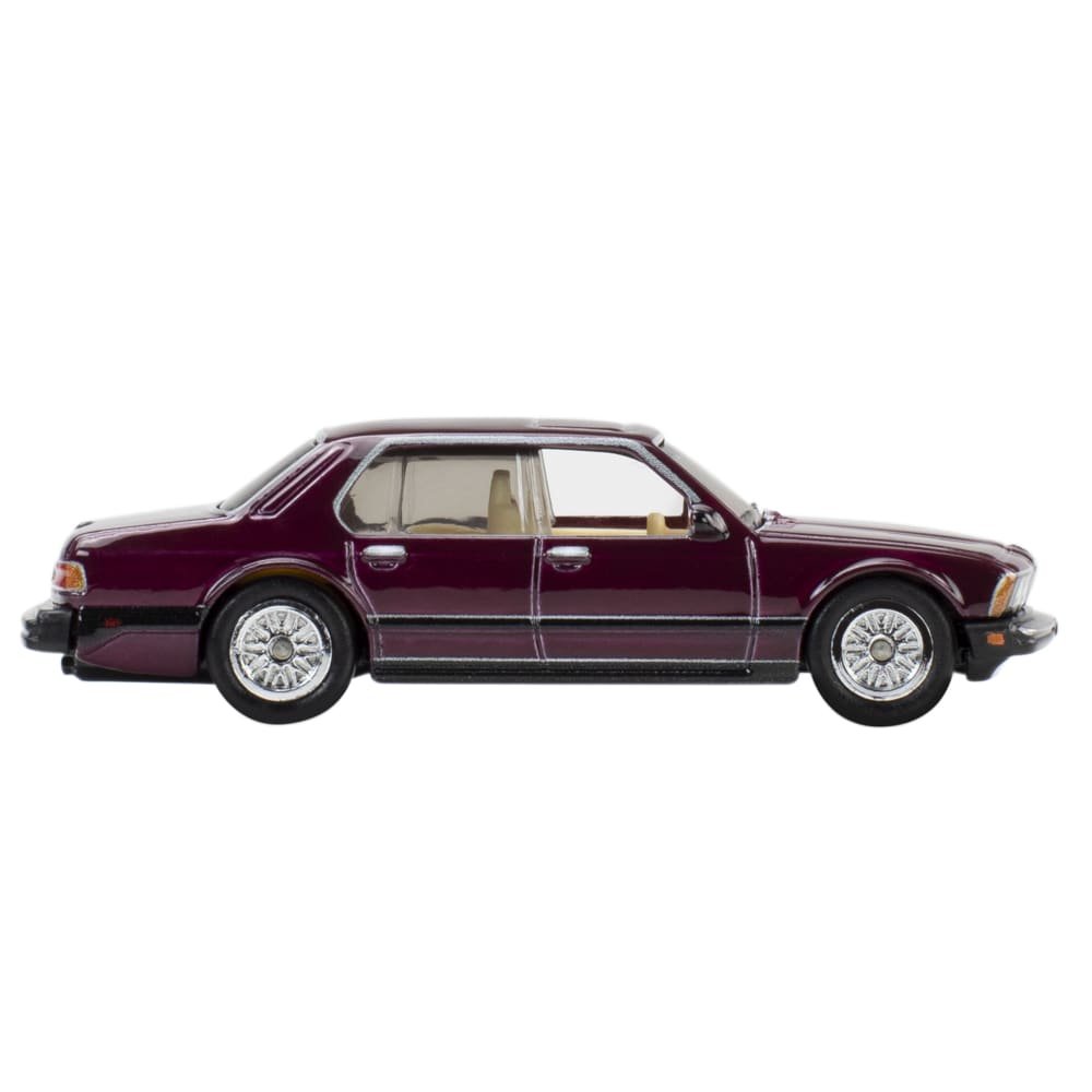 2026 1983 BMW 733i Red: Image 4