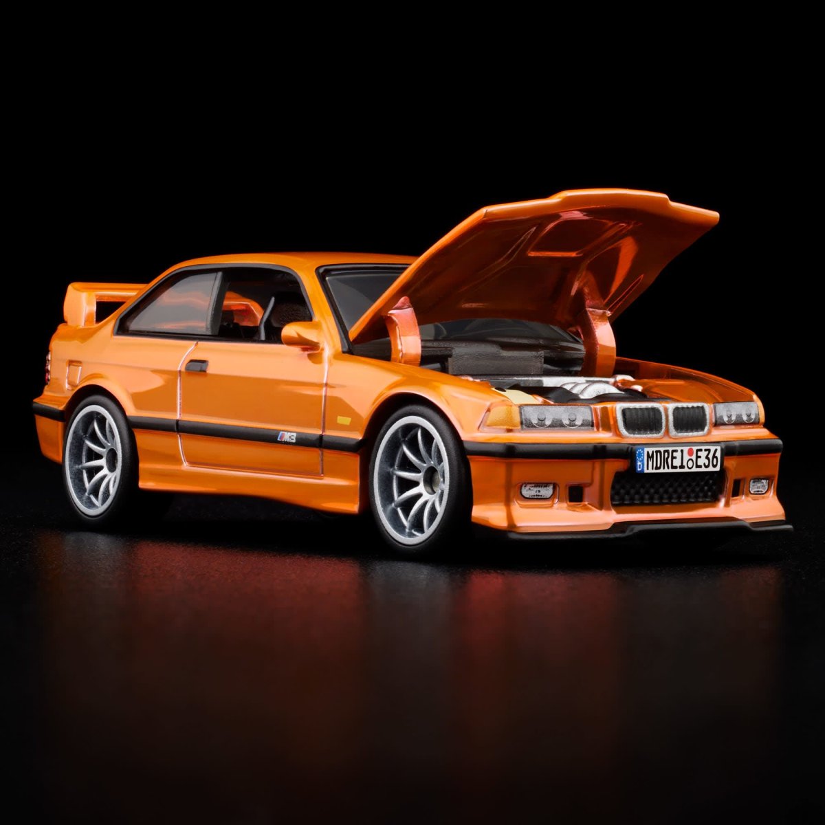 2025 1995 BMW M3 LTW Orange: Image 5