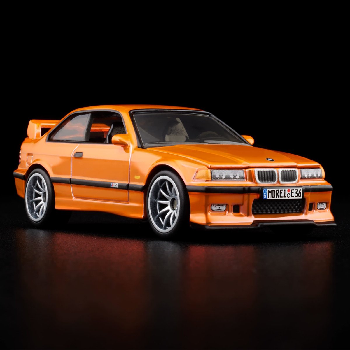 2025 1995 BMW M3 LTW Orange: Image 7