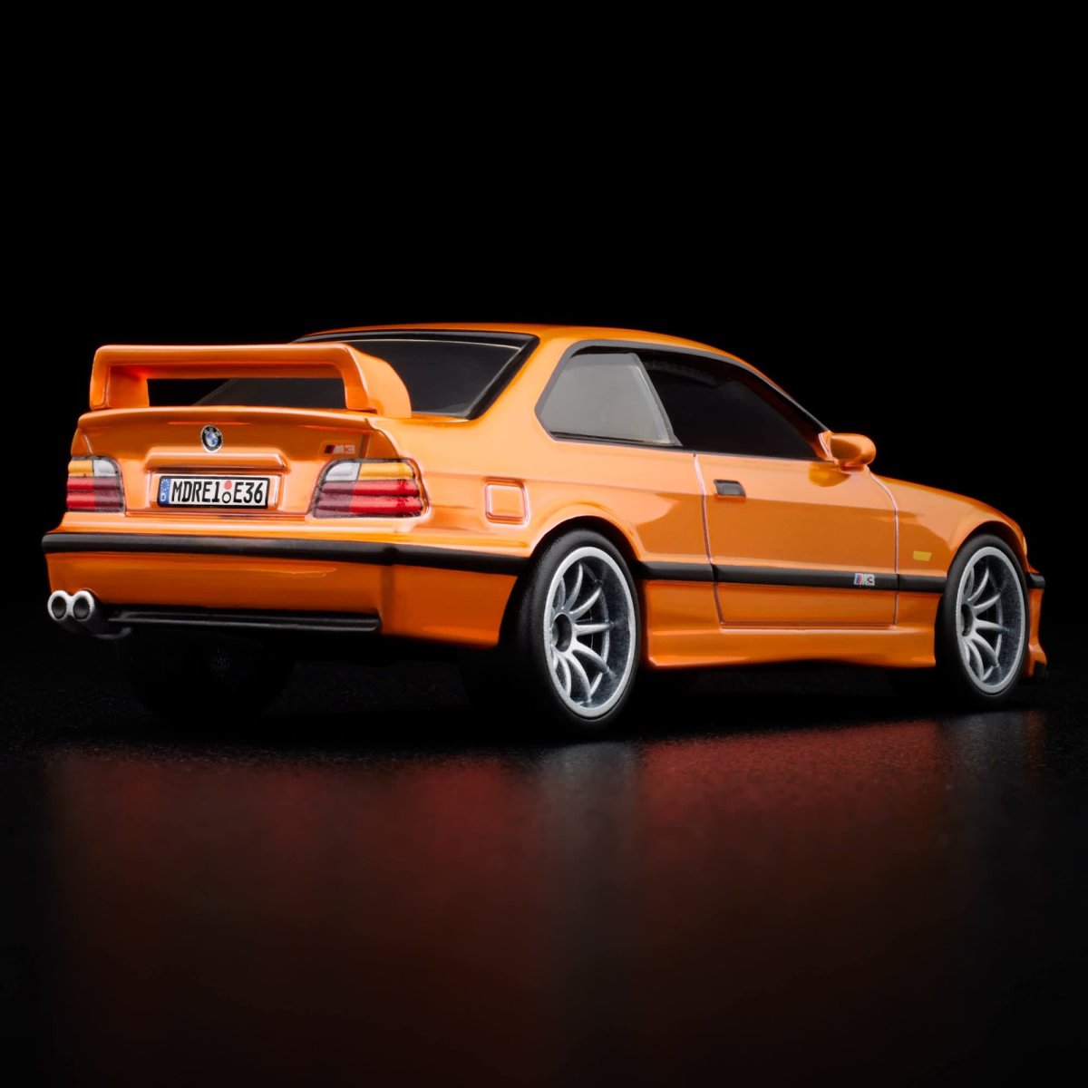 2025 1995 BMW M3 LTW Orange: Image 17