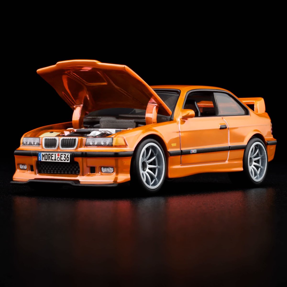 2025 1995 BMW M3 LTW Orange: Image 3