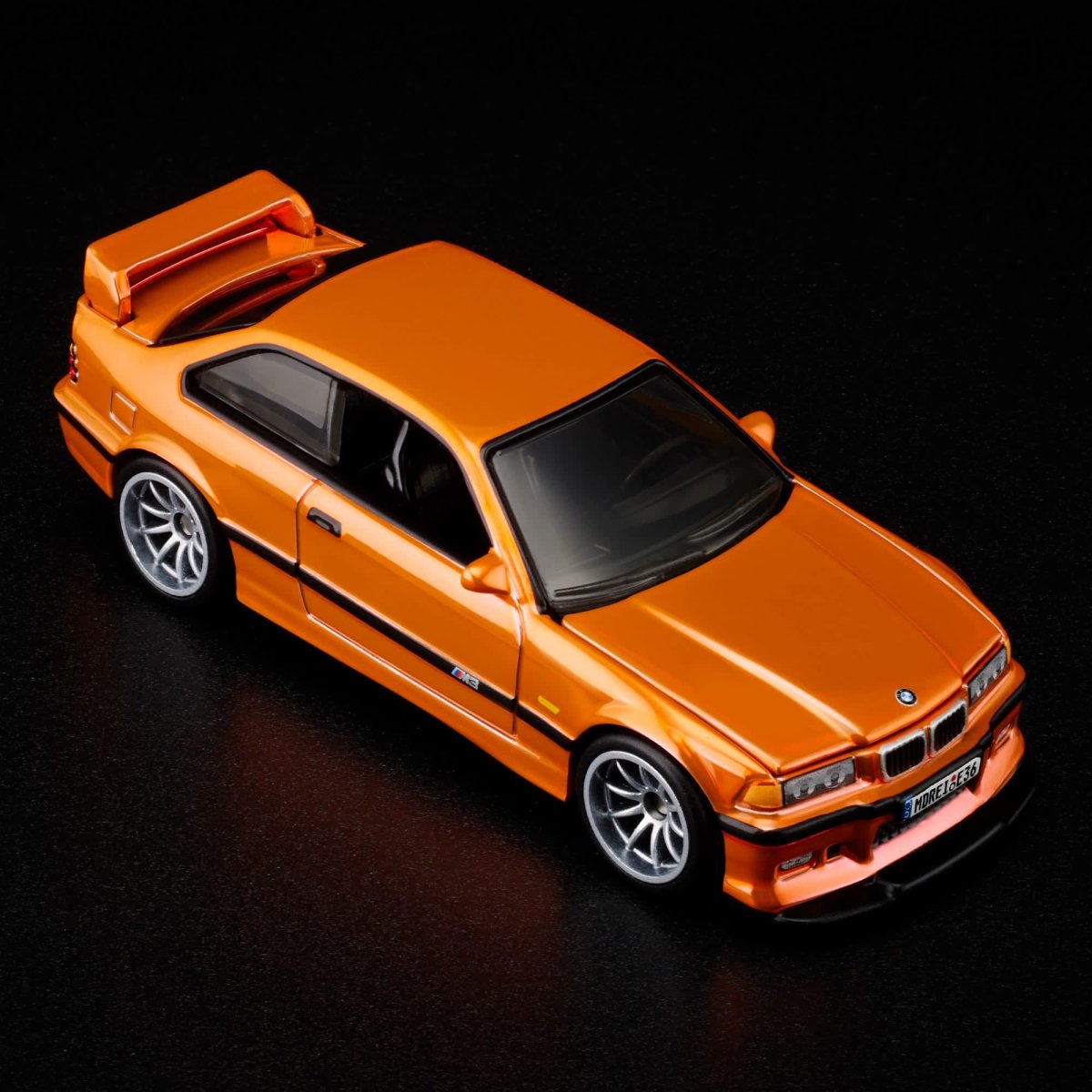 2025 1995 BMW M3 LTW Orange: Image 8