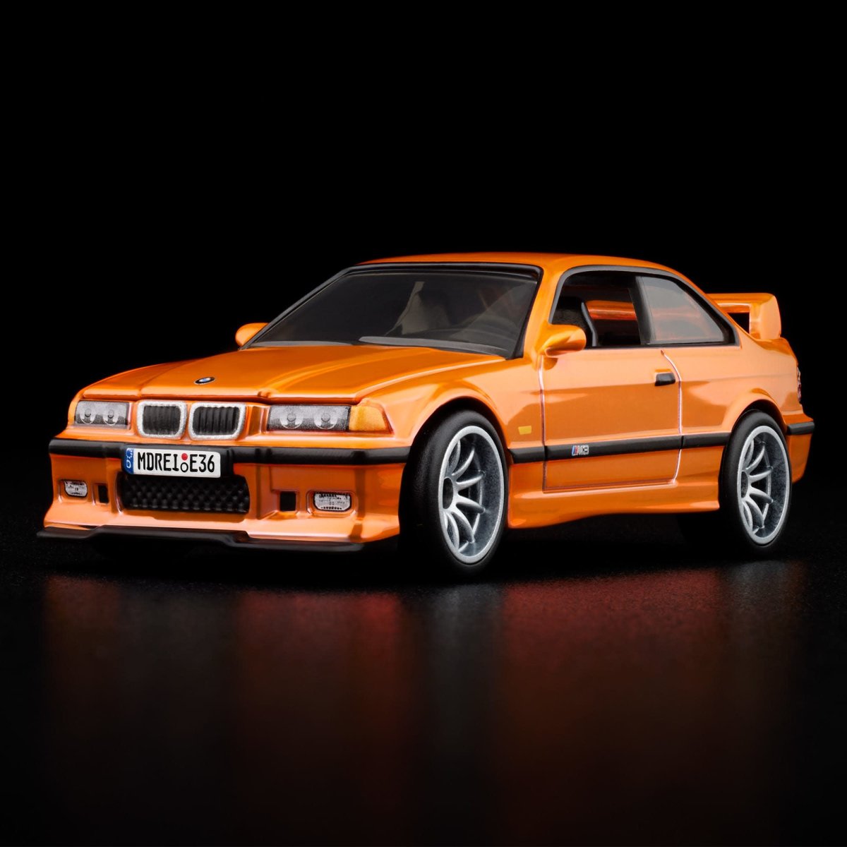 2025 1995 BMW M3 LTW Orange: Image 2