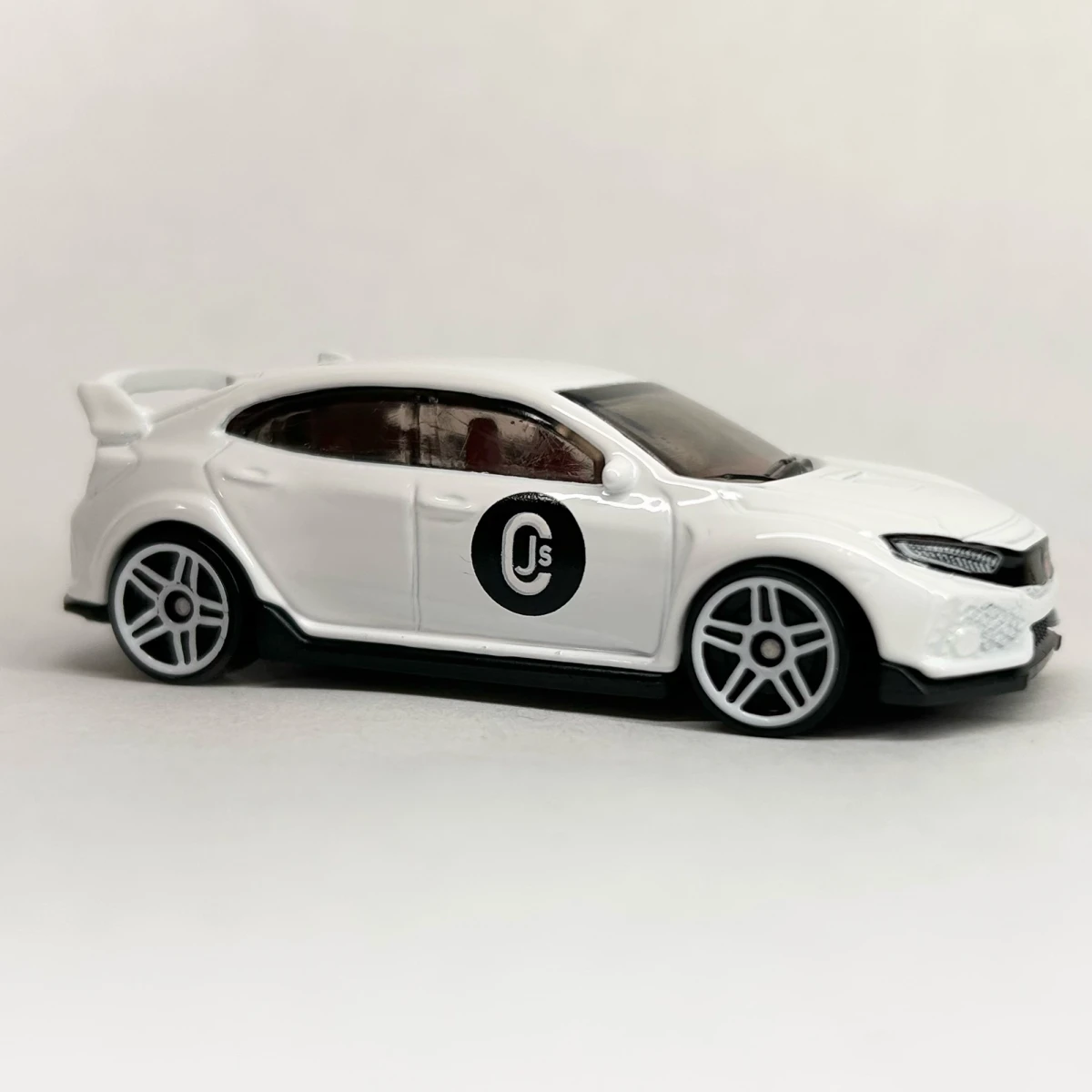 2026 2018 Honda Civic Type R White: No Package: Image 6