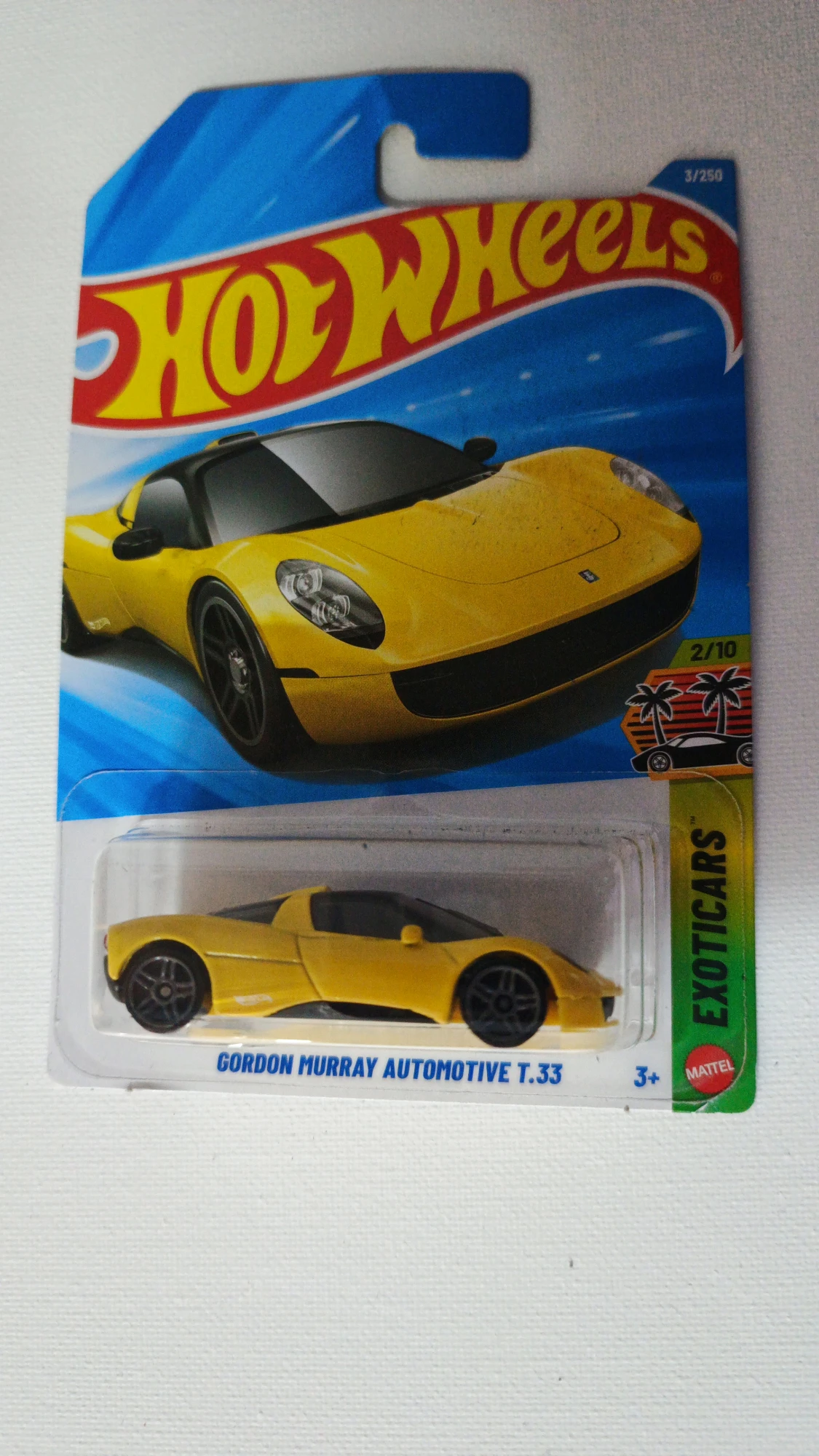 2026 Gordon Murray Automotive T.33 Yellow: Long (INT): Image 2
