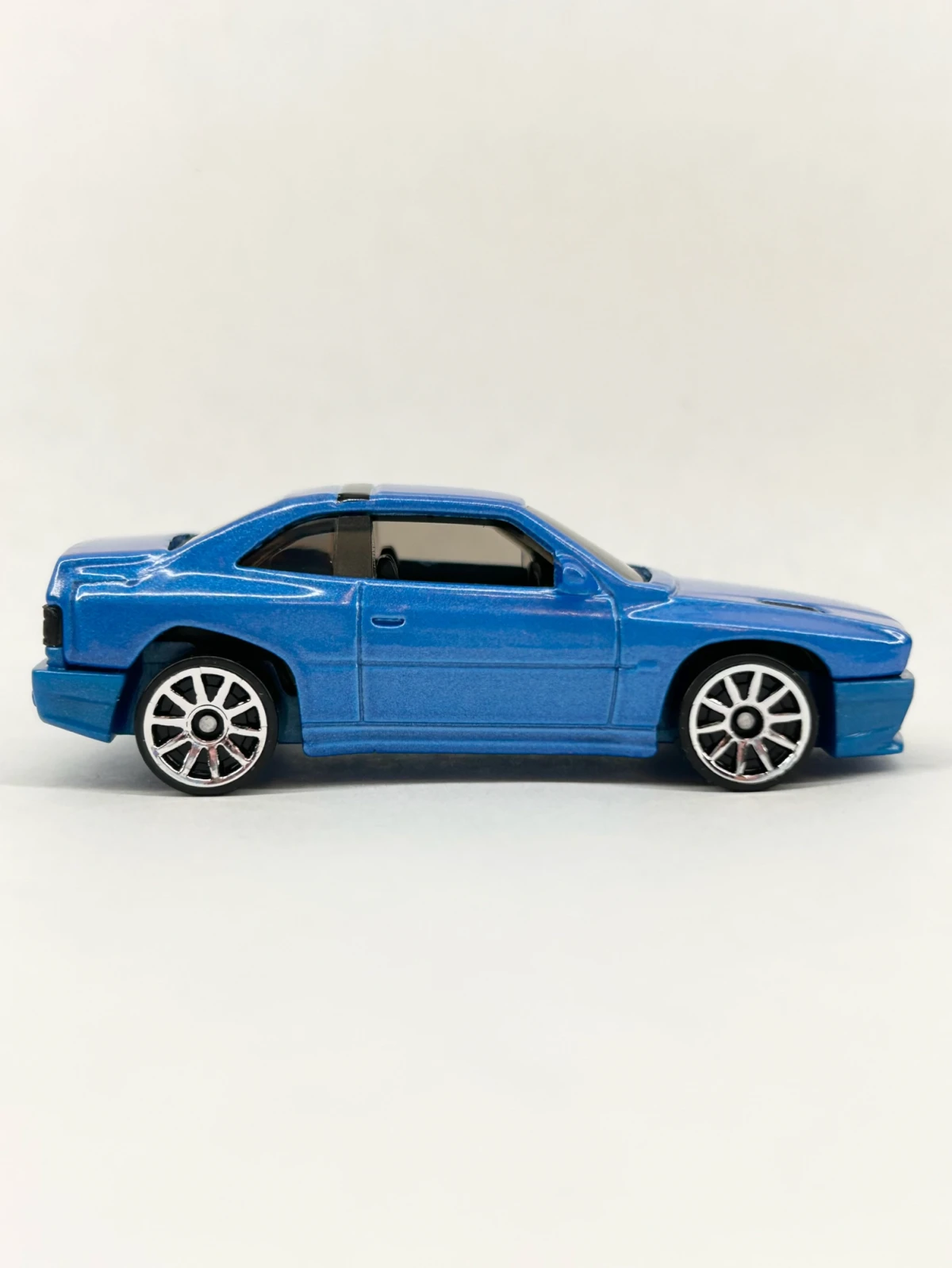 2026 Maserati Shamal Blue: No Package: Image 4