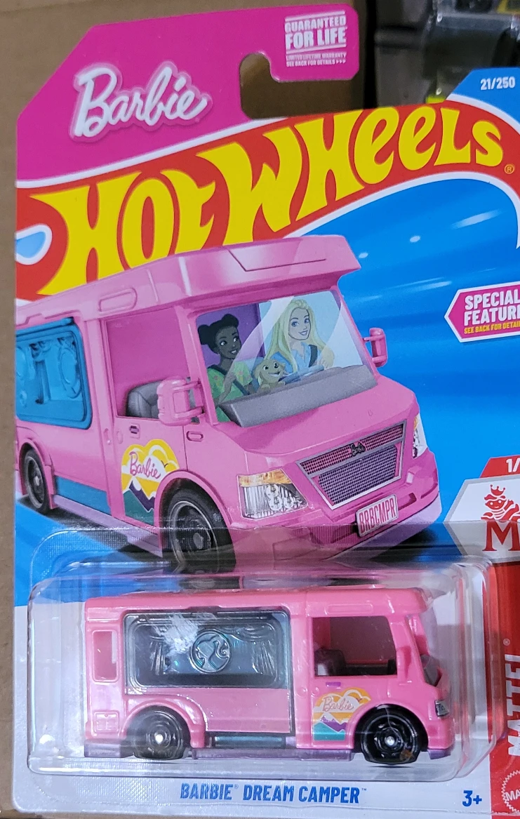 2026 Barbie Dream Camper Pink: Long (US): Image 3