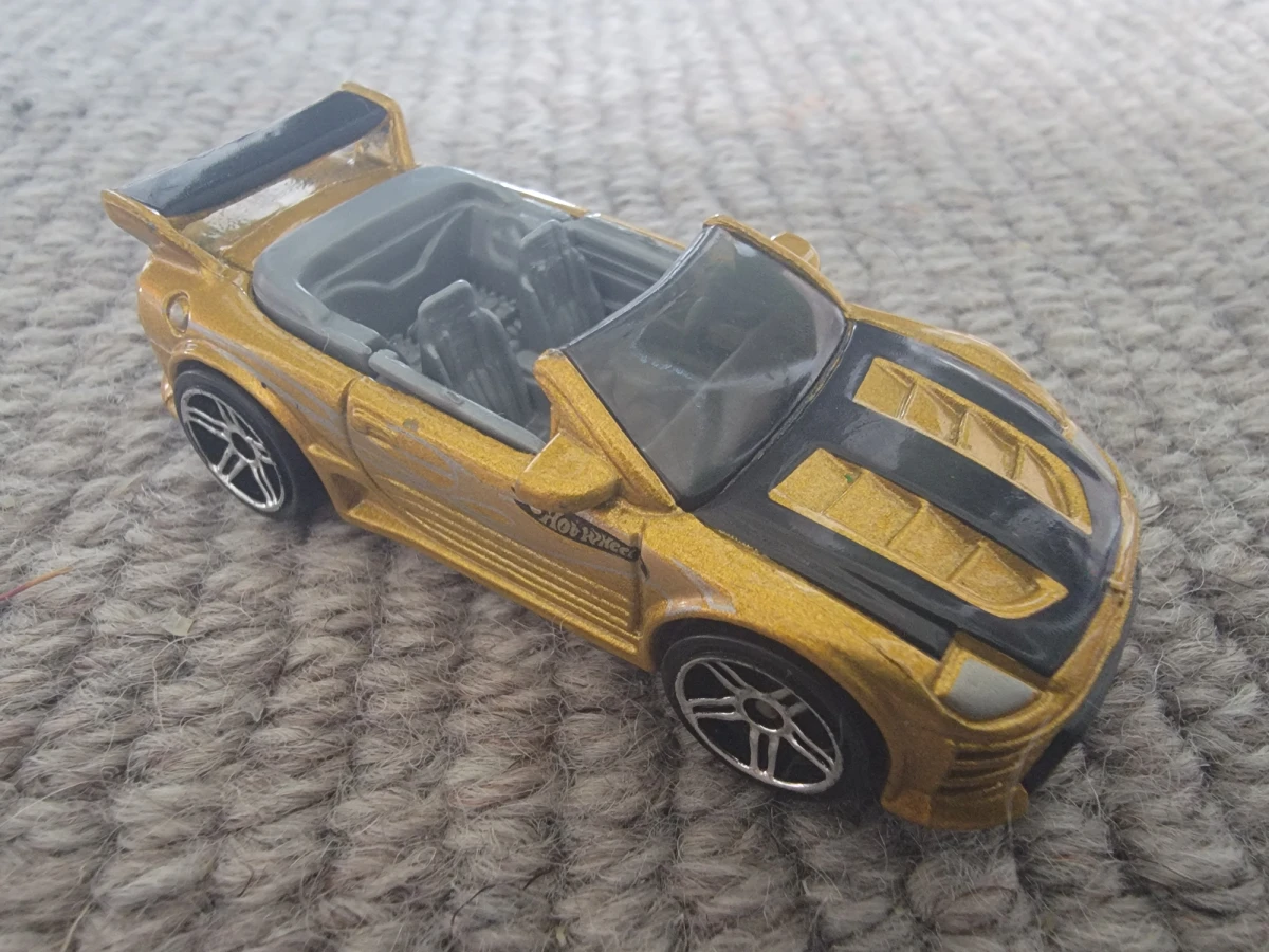 2004 Mitsubishi Eclipse: No Package: Image 2