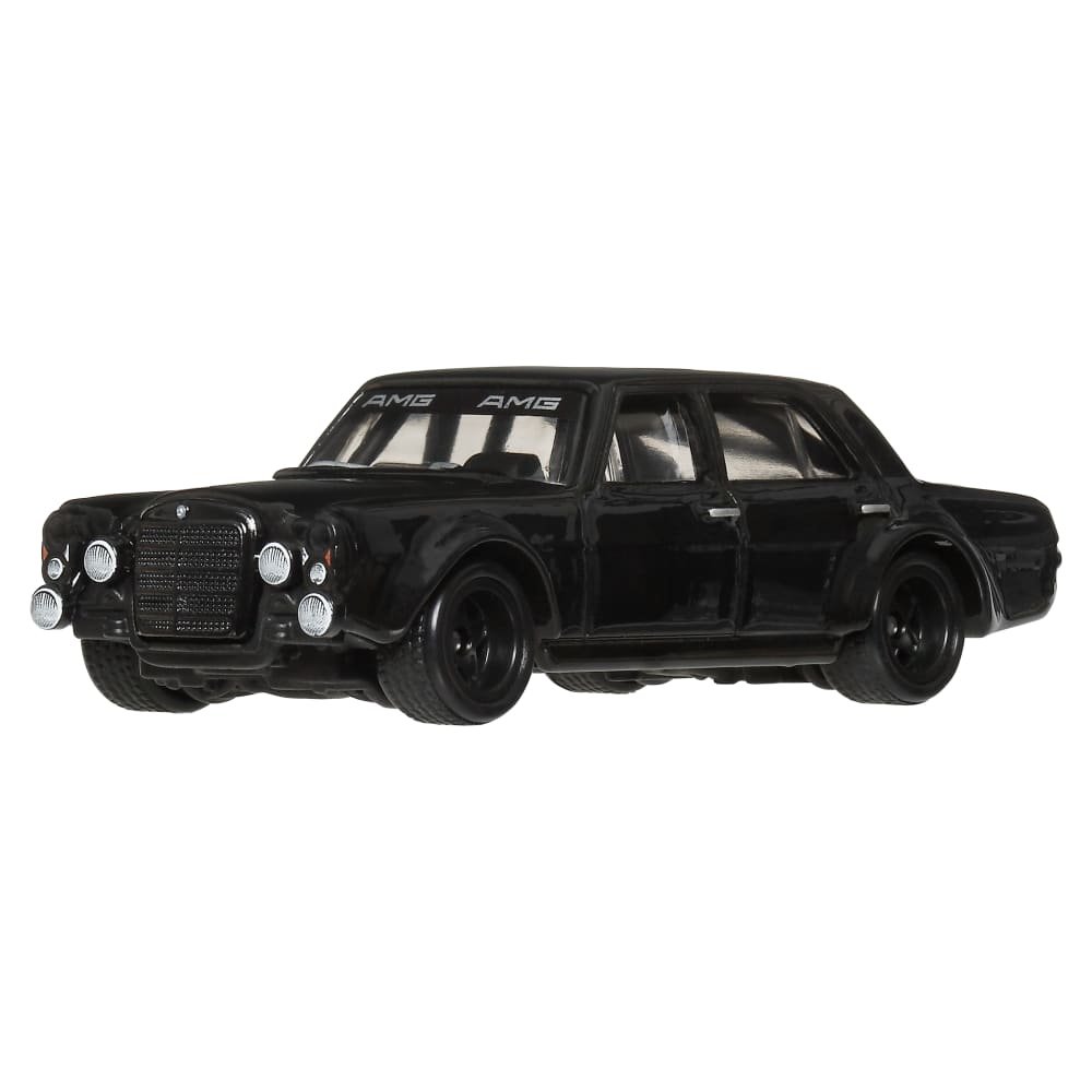 2026 Mercedes-Benz 300 SEL 6.8 AMG Black: Image 2