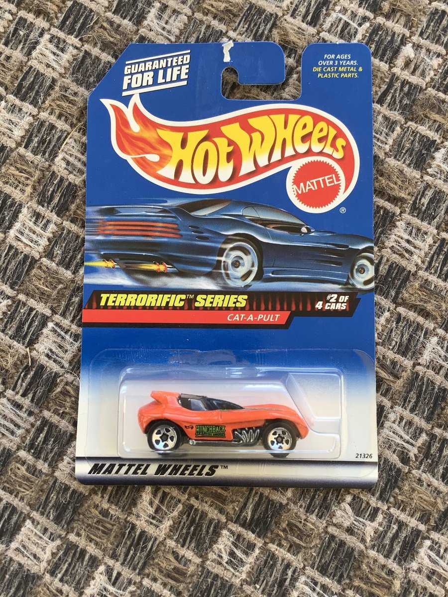 Hot Wheels Cat-A-Pult
