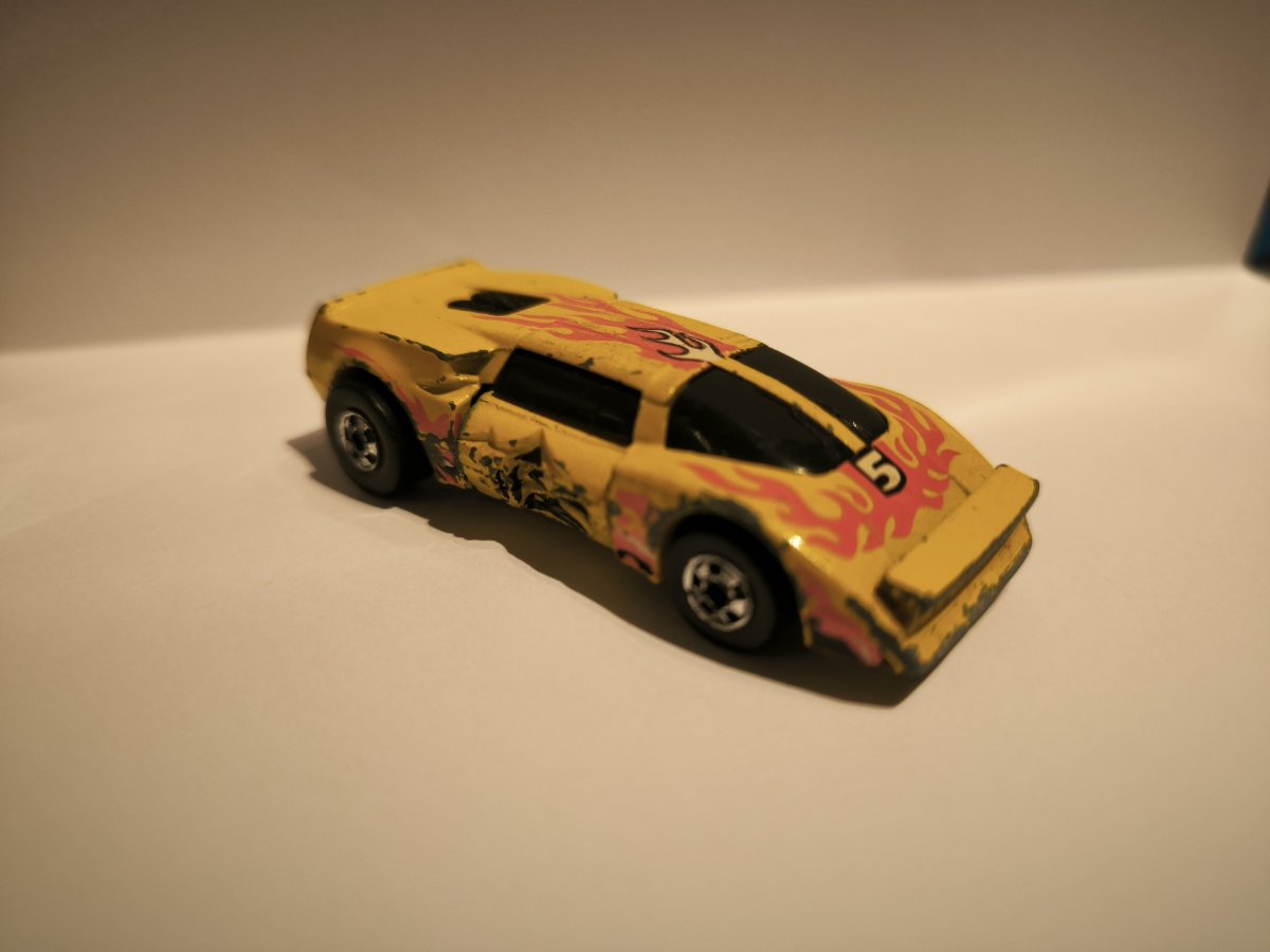 Hot Wheels Blind Sider
