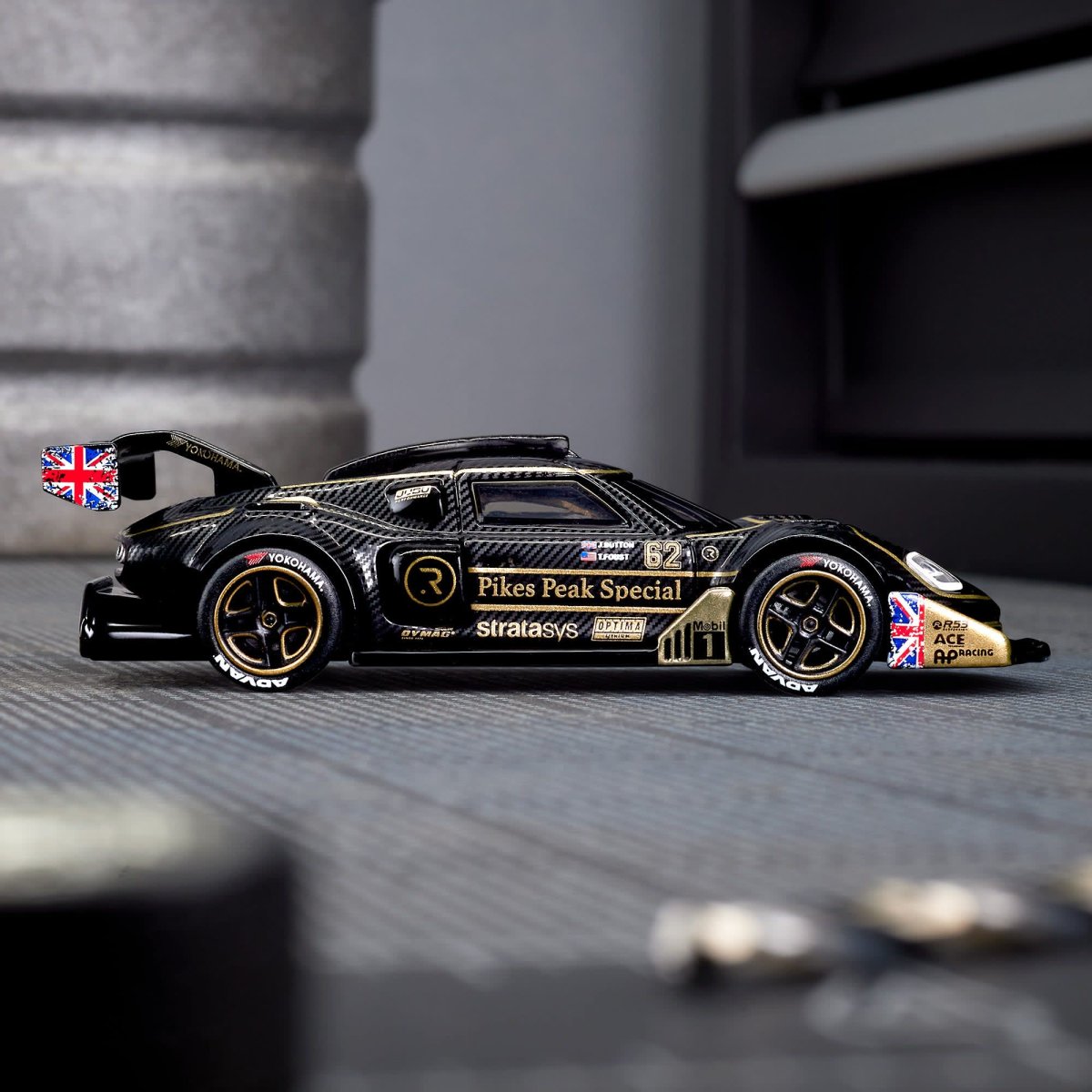 2025 Radford Type 62-2 Pikes Peak Black: Image 5