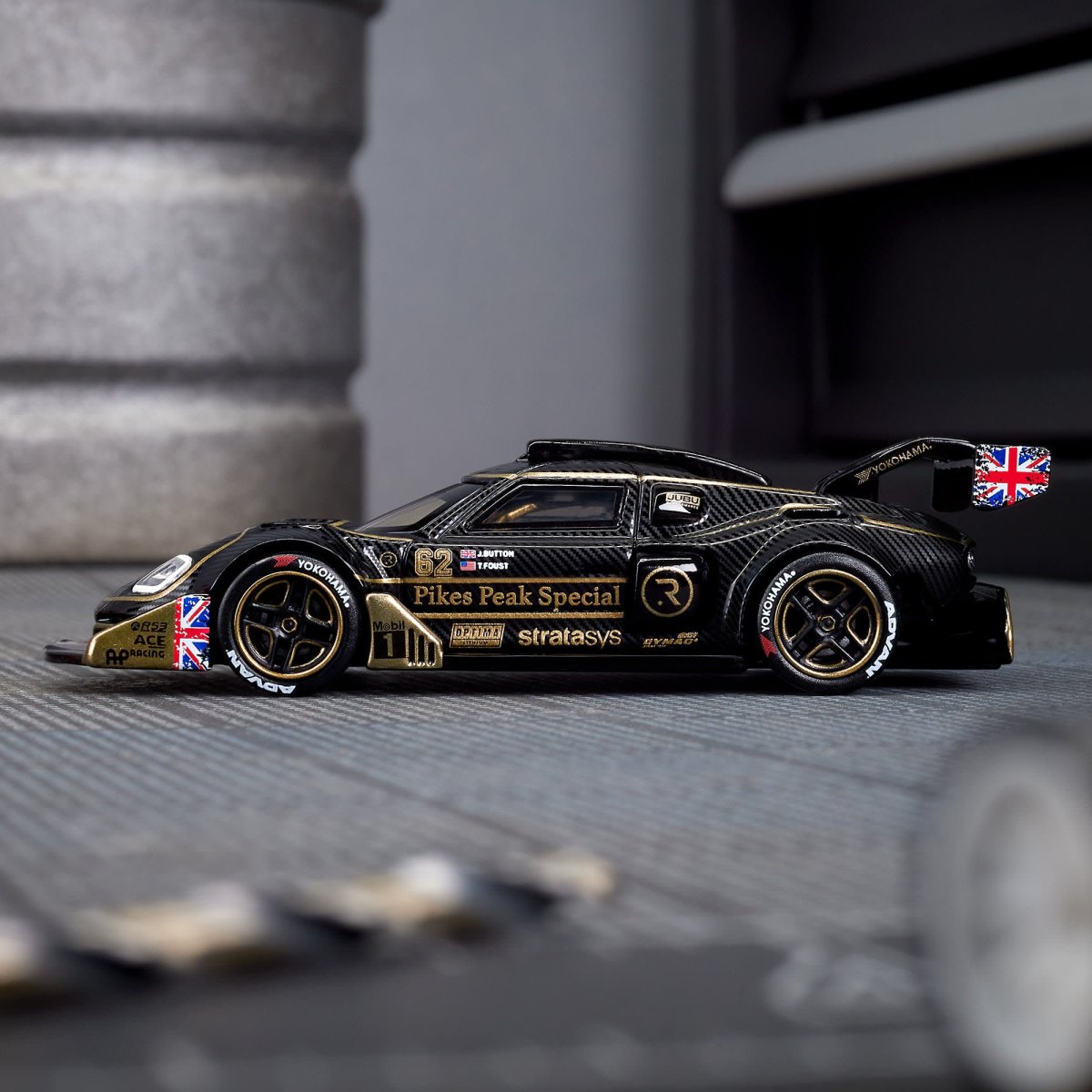 2025 Radford Type 62-2 Pikes Peak Black: Image 9