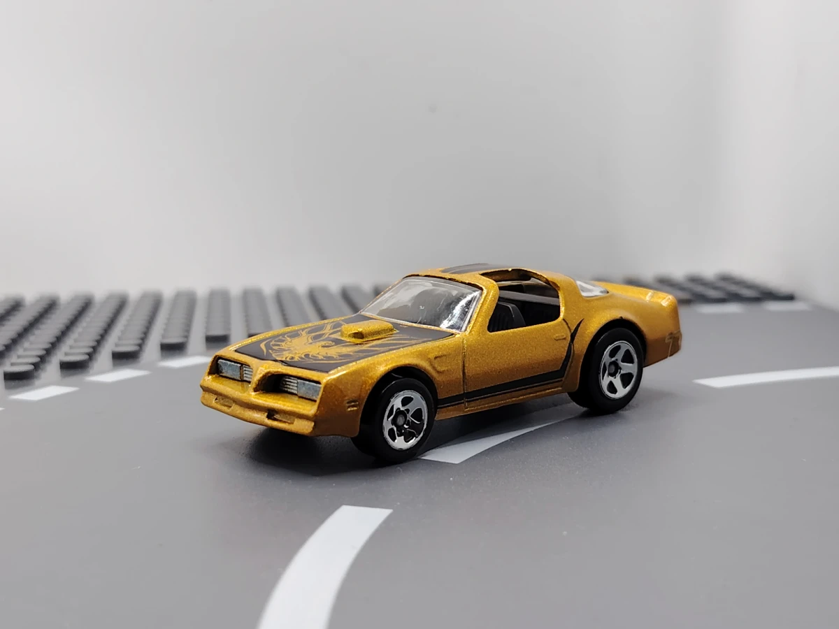 2007 Hot Bird Gold: No Package: Image 3