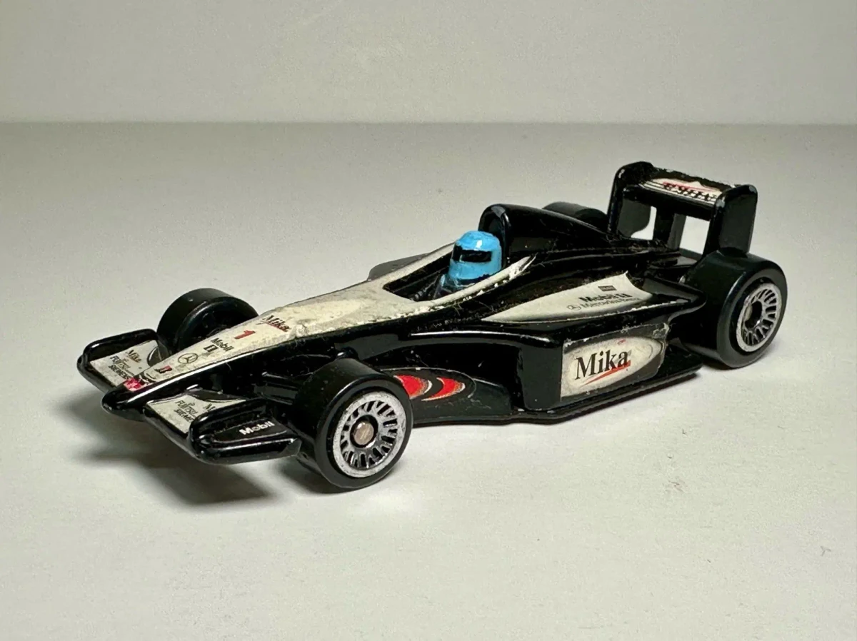 2000 Formula 1 - McLaren Mercedes (Version Mika Häkkinen): No Package: Image 2