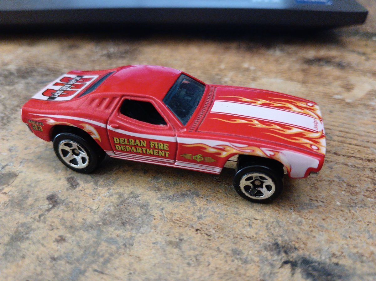 Hot Wheels 70 Dodge Challenger