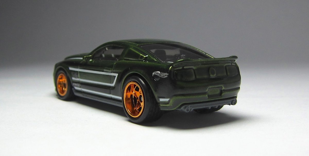 2013 10 Shelby Mustang GT500 Supersnake Green: Image 6