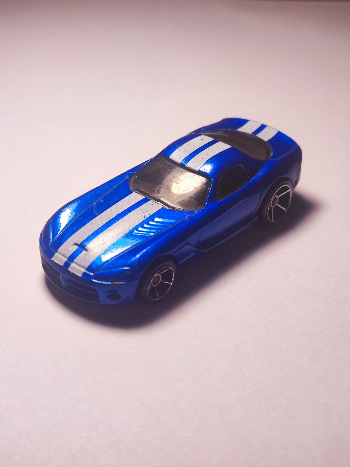 Hot Wheels 2005 Dodge Viper