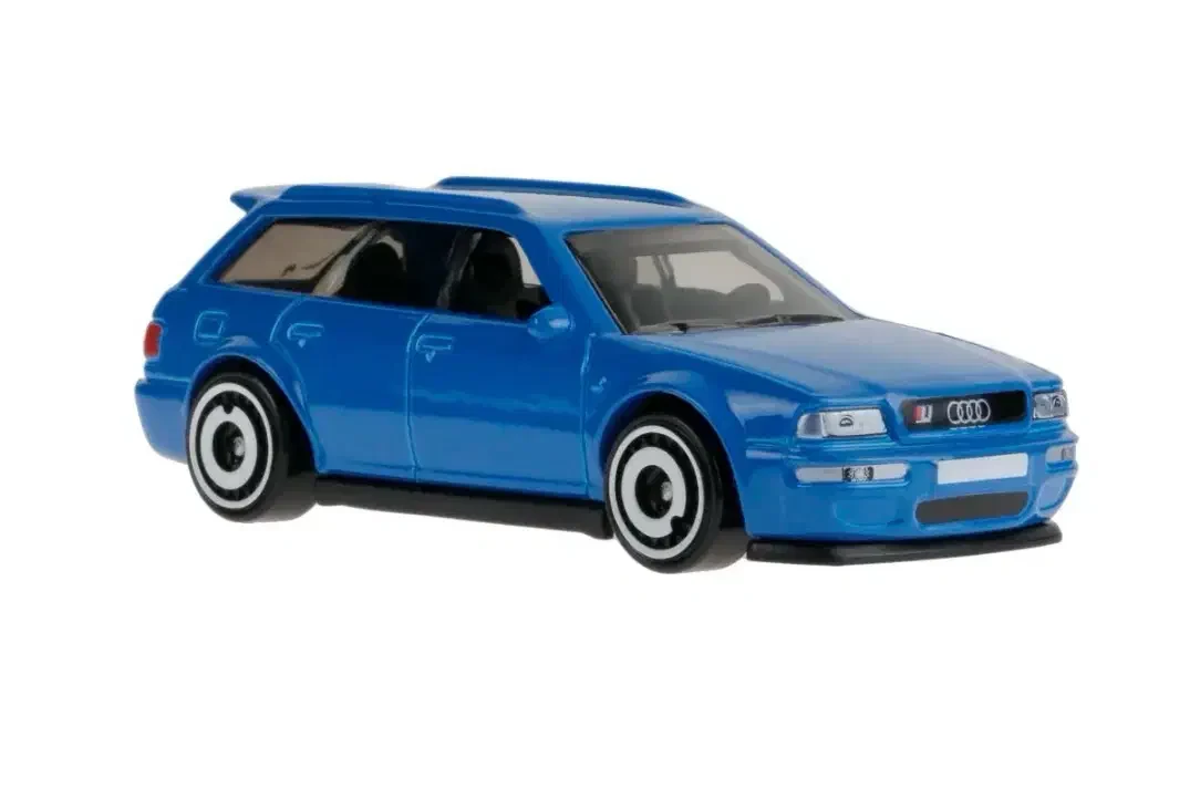 2025 94 Audi Avant RS2 Blue: No Package: Image 4