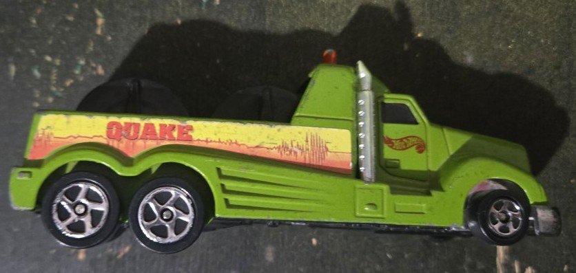 Hot Wheels Green Quake