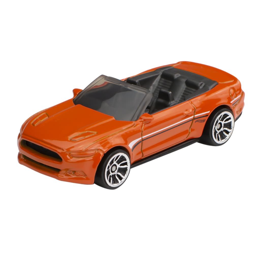 2022 62 Ford Mustang Concept & 2015 Ford Mustang GT Convertible: Image 7