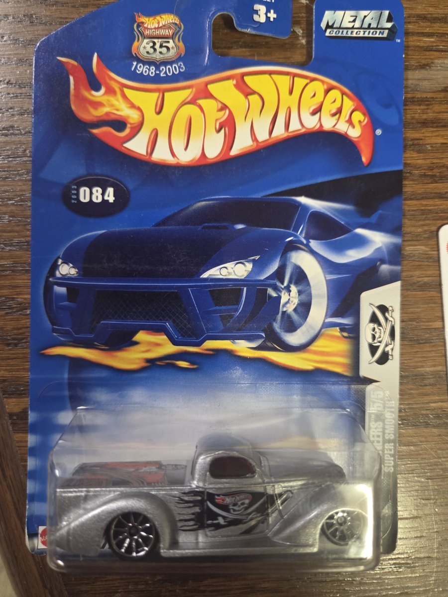 Hot Wheels Super Smooth