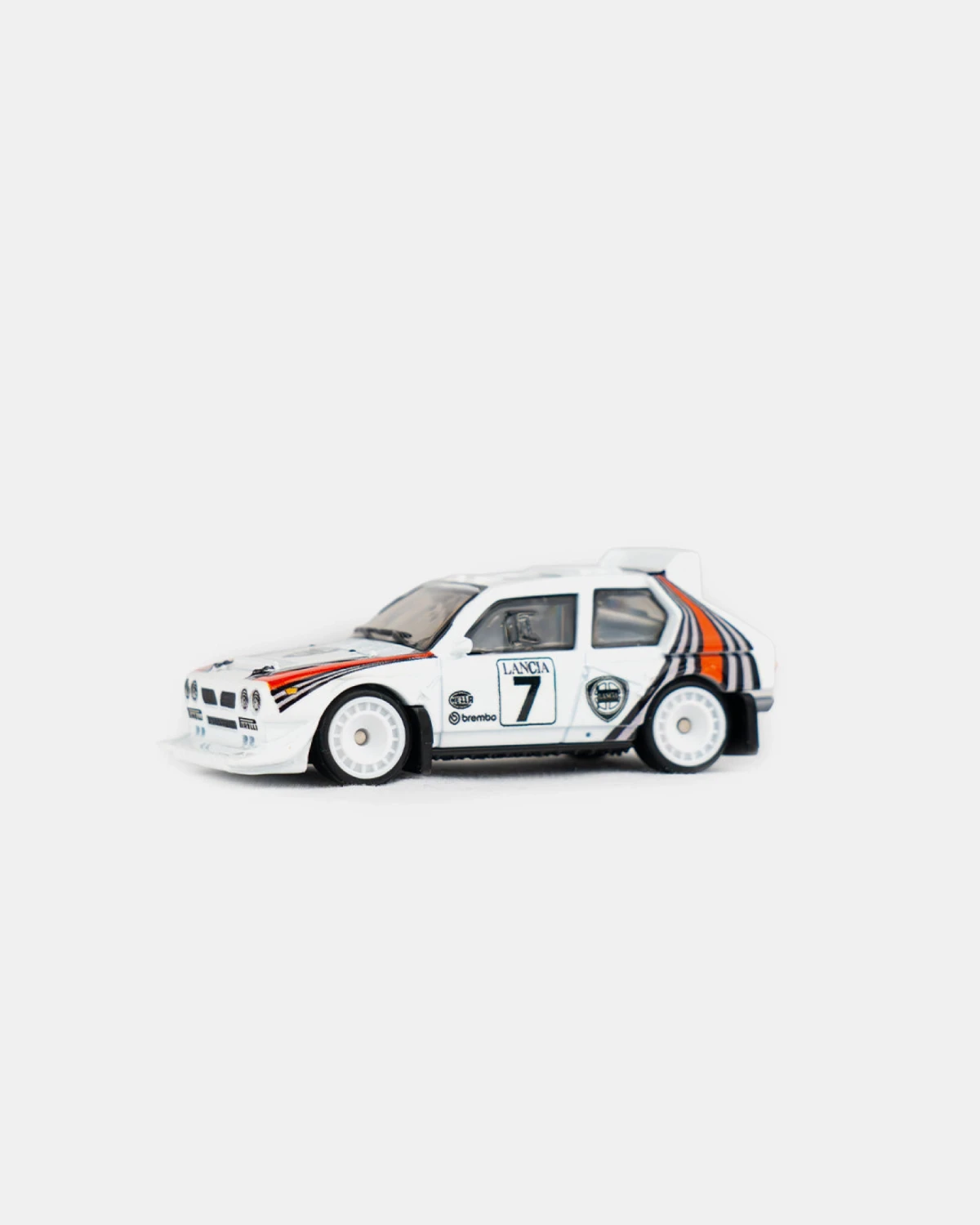2026 Lancia Delta S4 White: No Package: Image 2