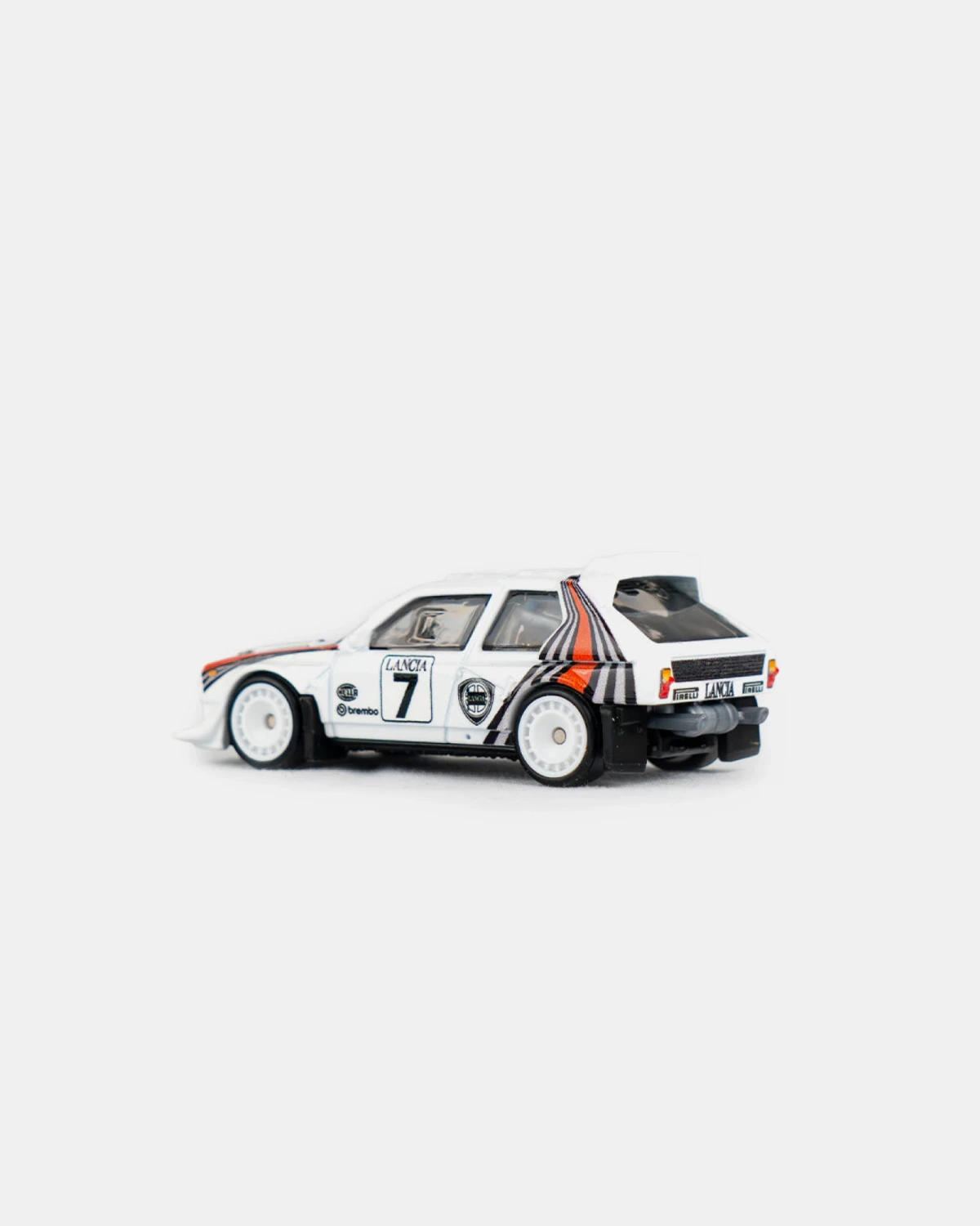 2026 Lancia Delta S4 White: No Package: Image 3