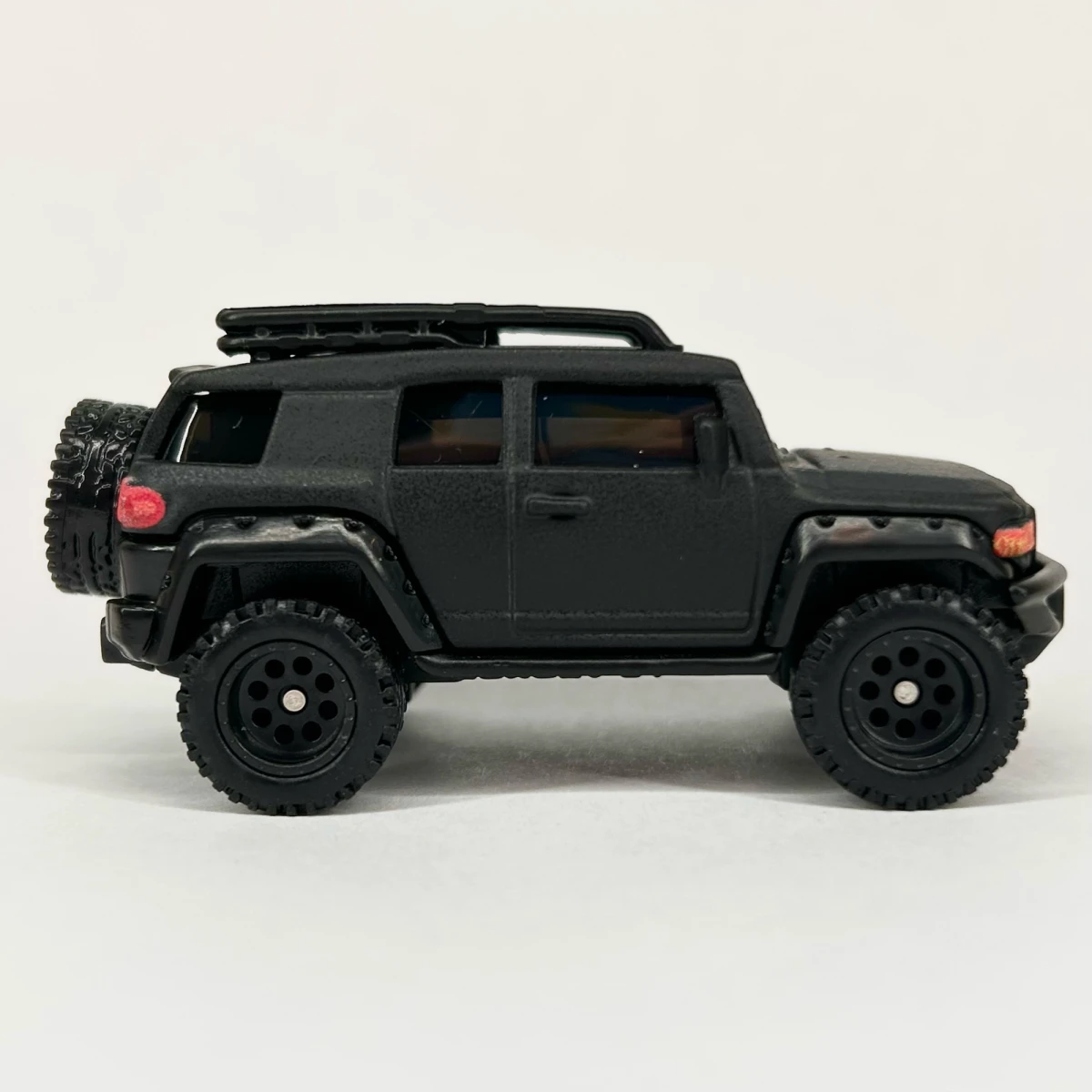 2026 Toyota FJ Cruiser Black: No Package: Image 3