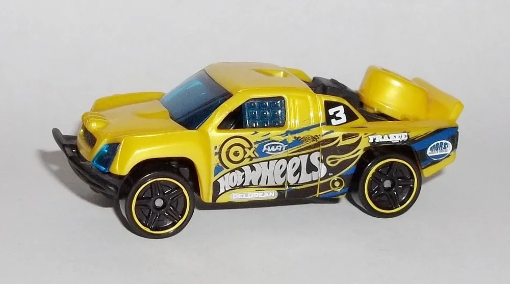 Hot Wheels Off Track