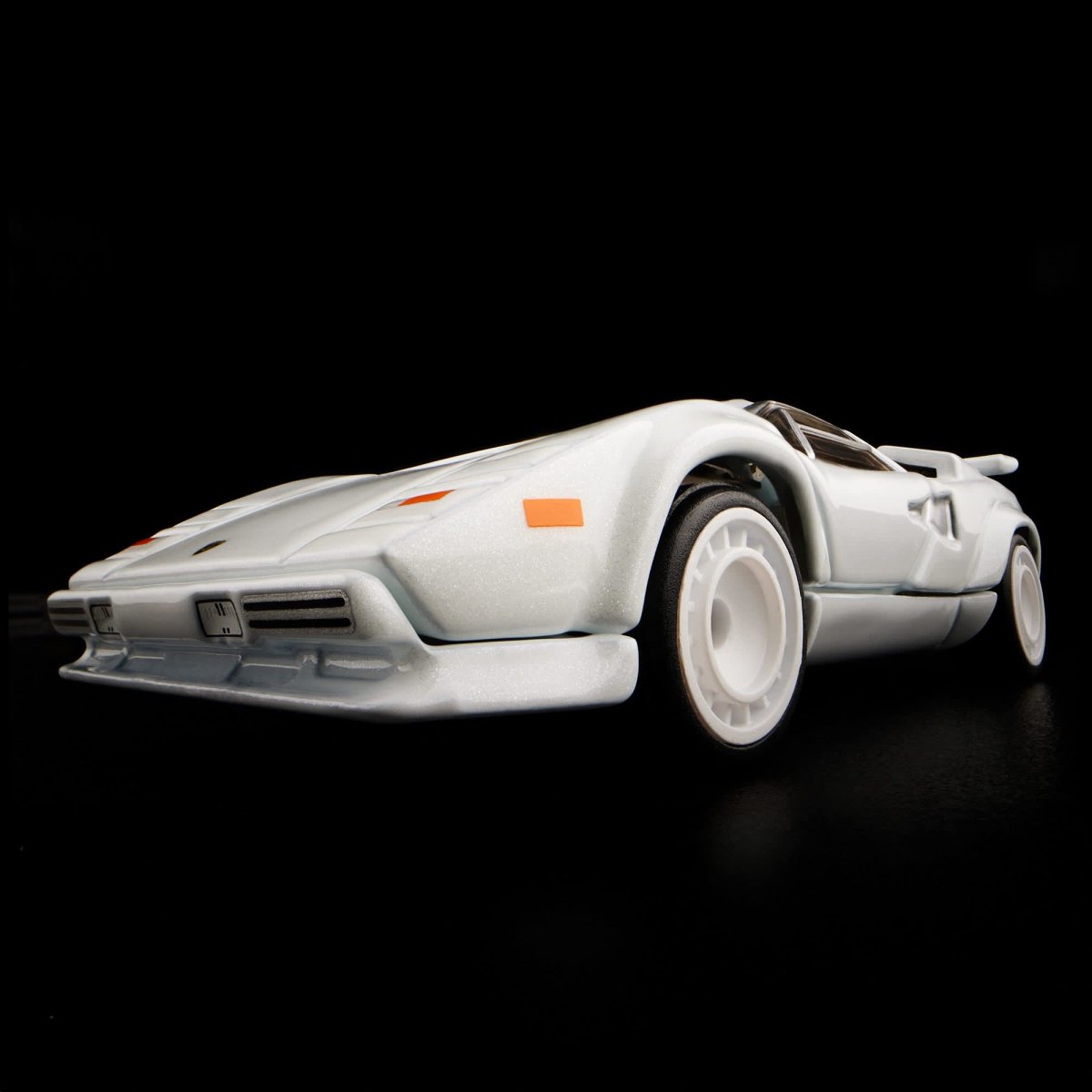 2025 1982 Lamborghini Countach LP 500 S White: Image 6