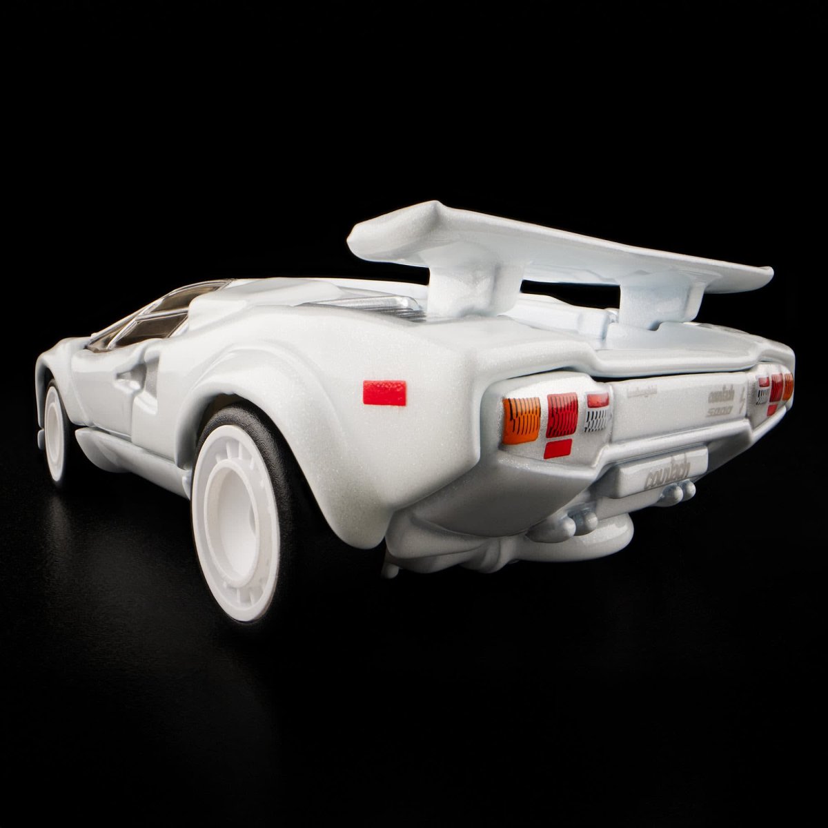 2025 1982 Lamborghini Countach LP 500 S White: Image 14