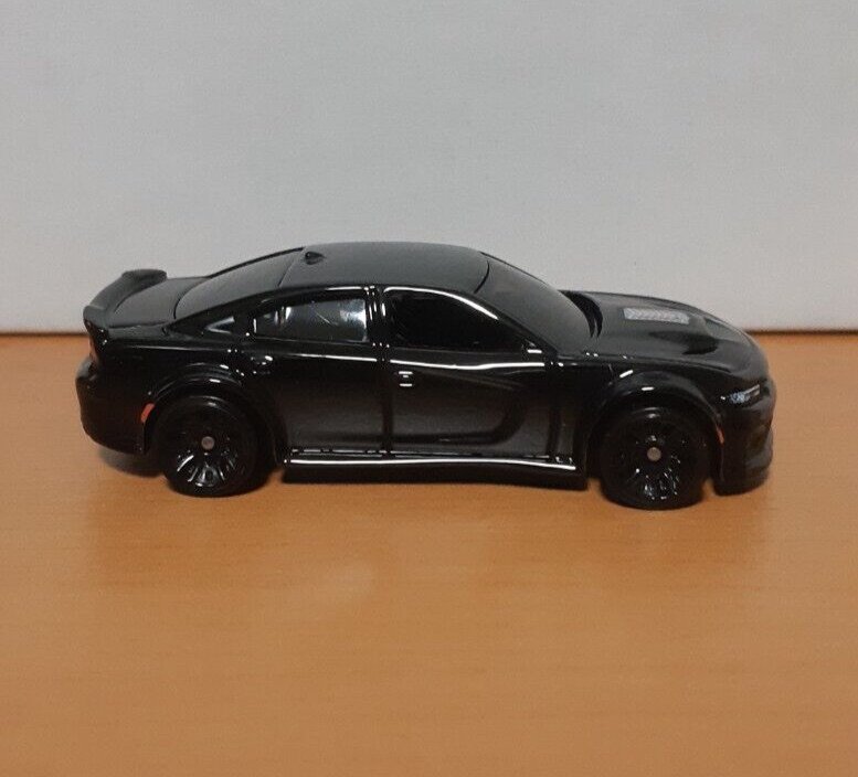 Hot Wheels 20 Dodge Charger Hellcat