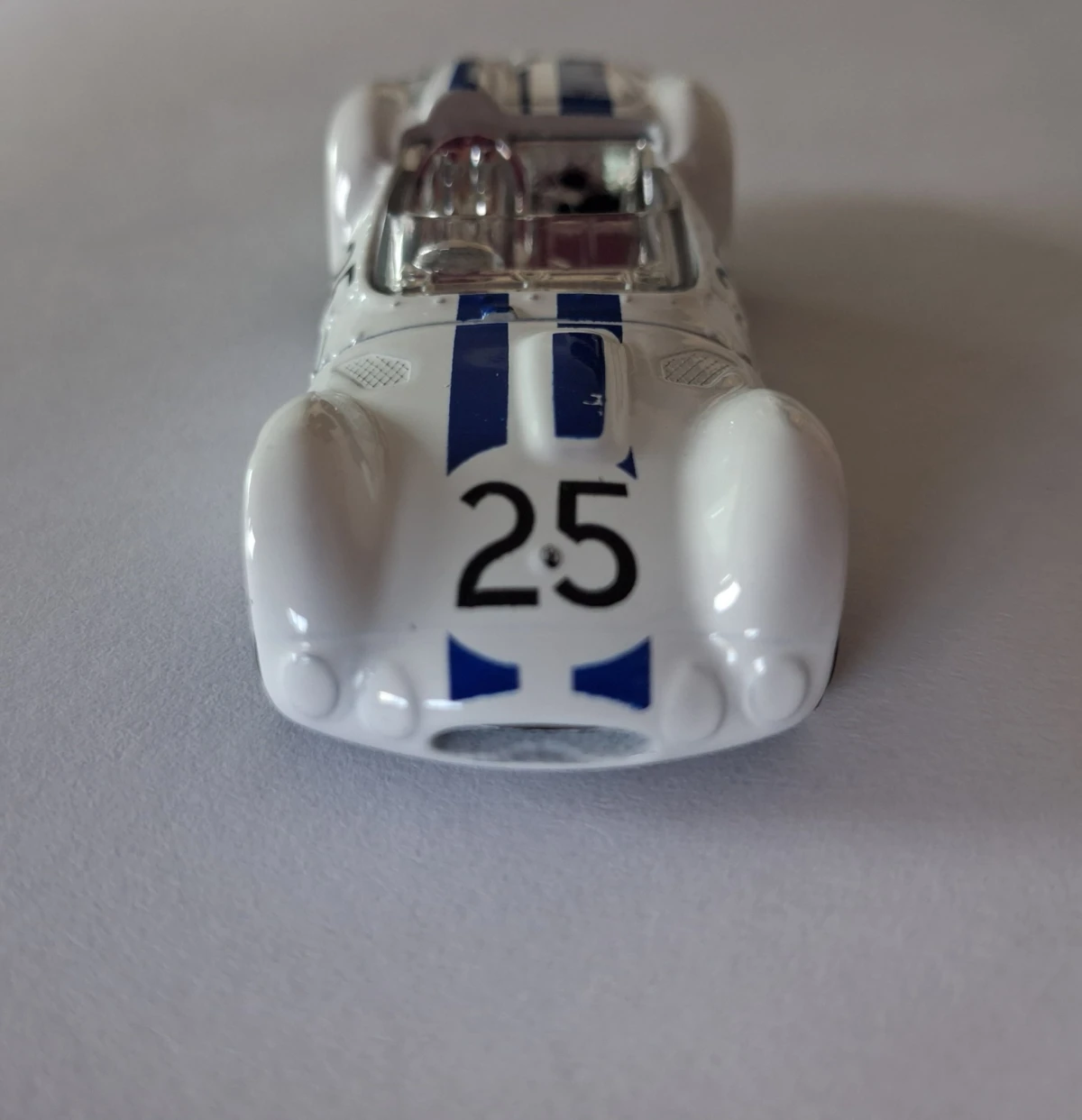 2026 Maserati Tipo 61 White: Image 3