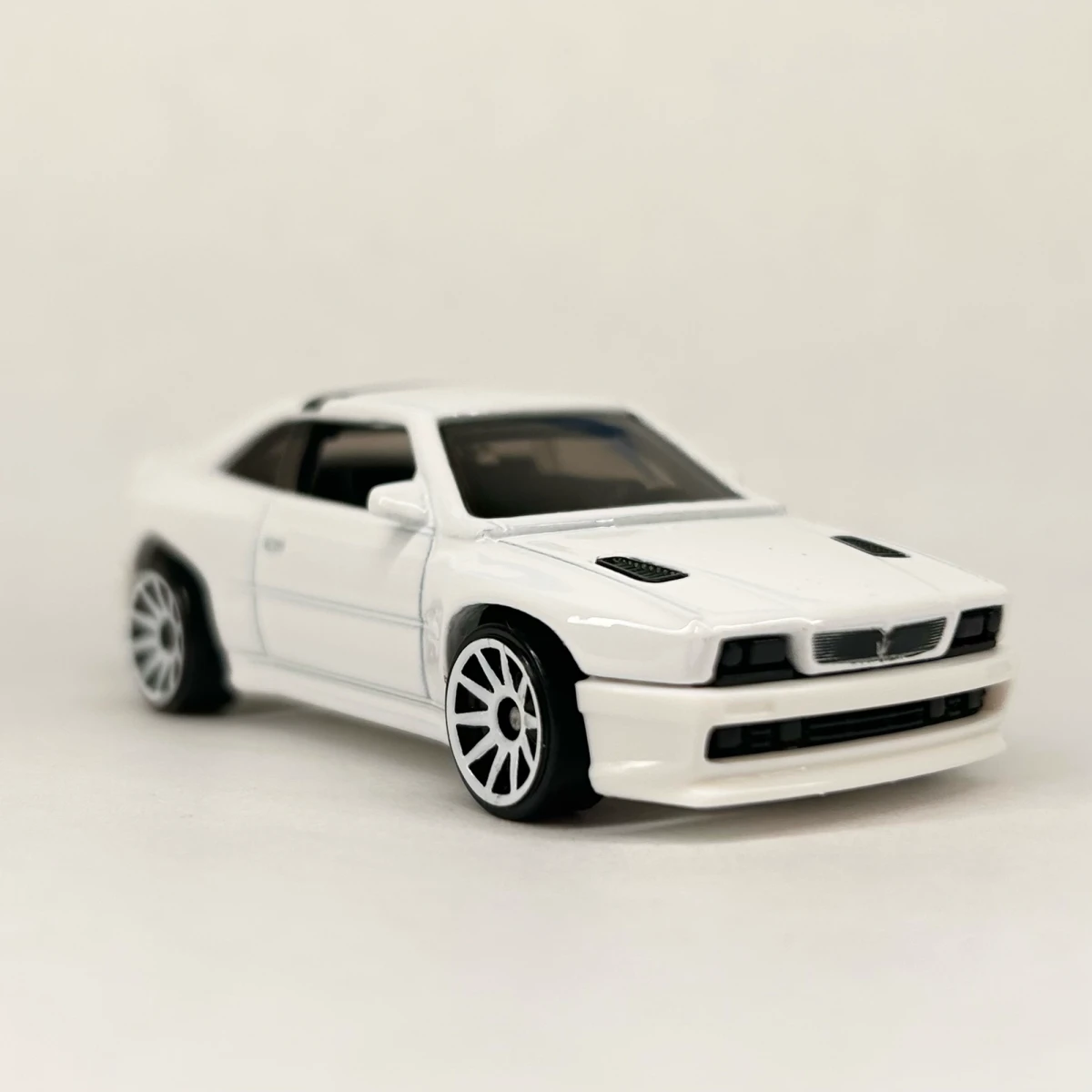 2026 Maserati Shamal White: No Package: Image 2